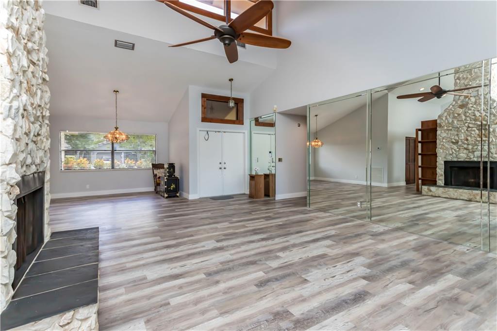 CYPRESS GLEN - Residential