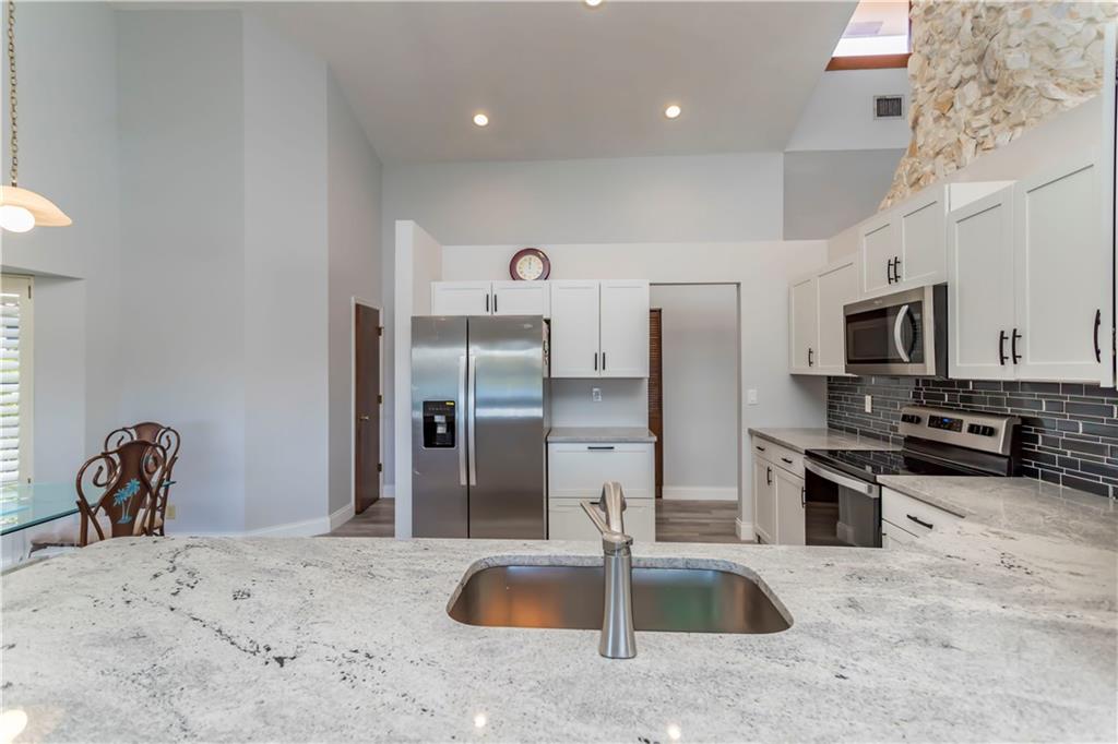 CYPRESS GLEN - Residential