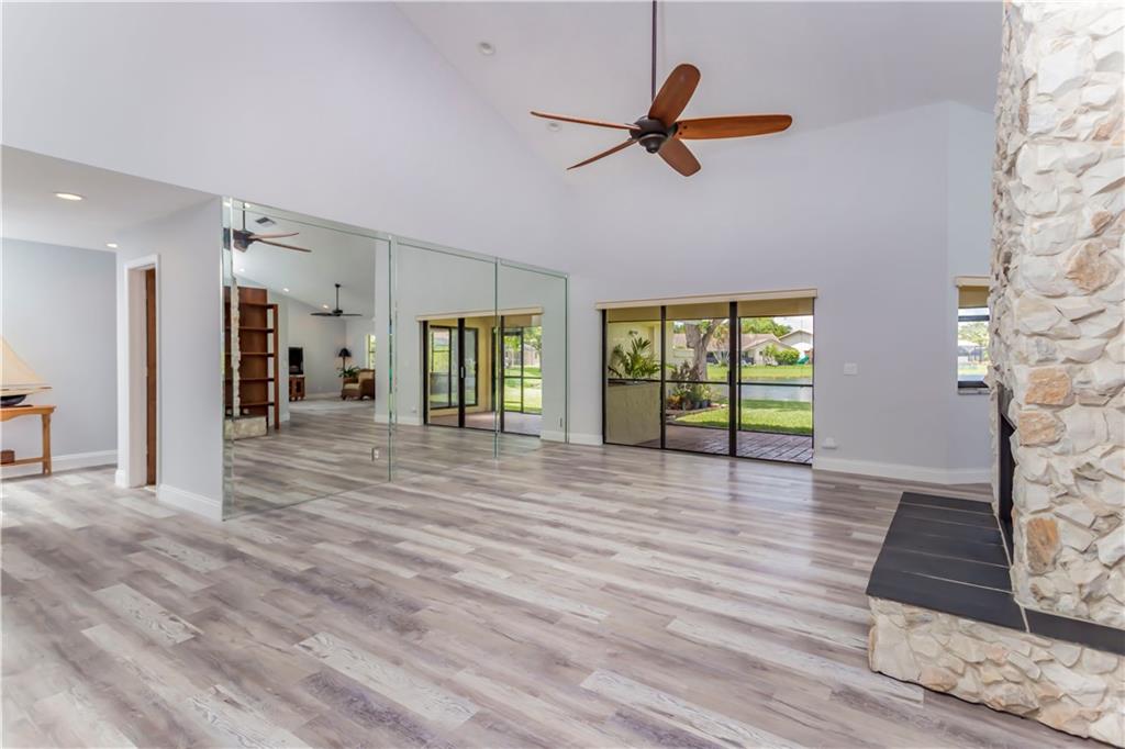 CYPRESS GLEN - Residential