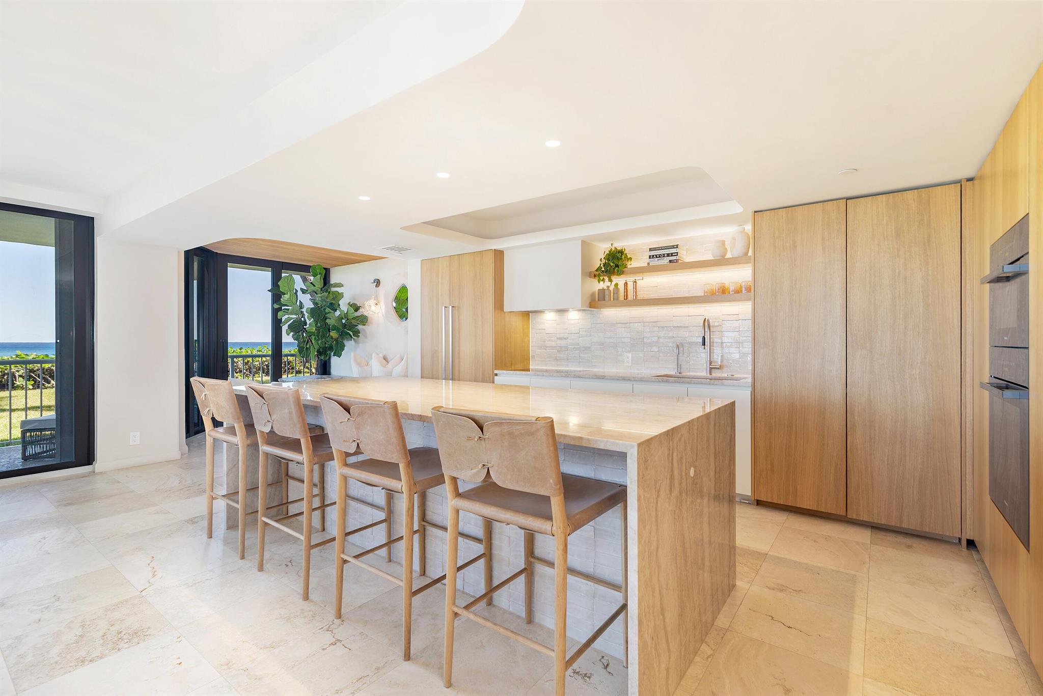 ENCLAVE OF PALM BEACH CON - Residential