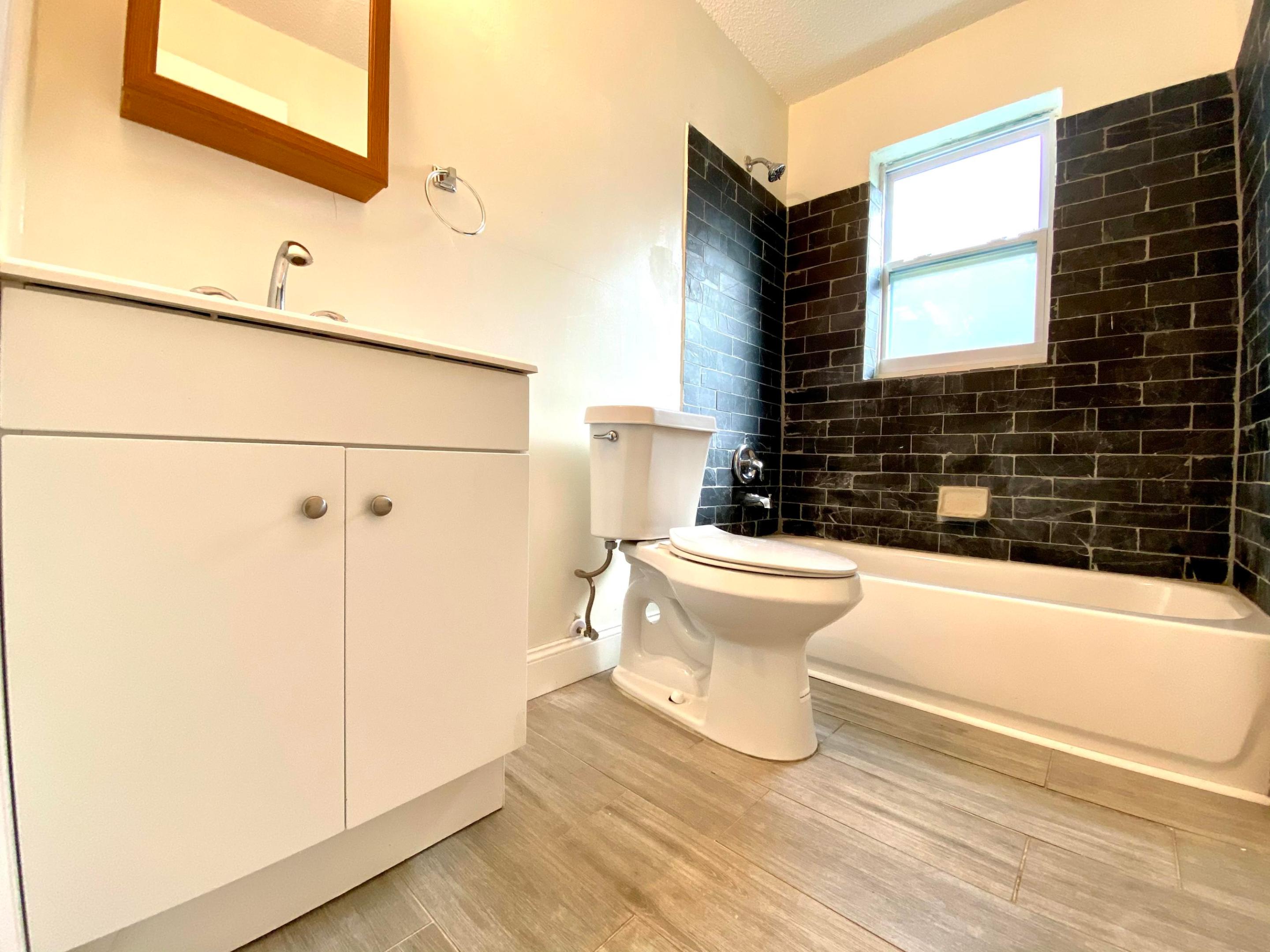 NORTHWOOD ADD - Residential Lease