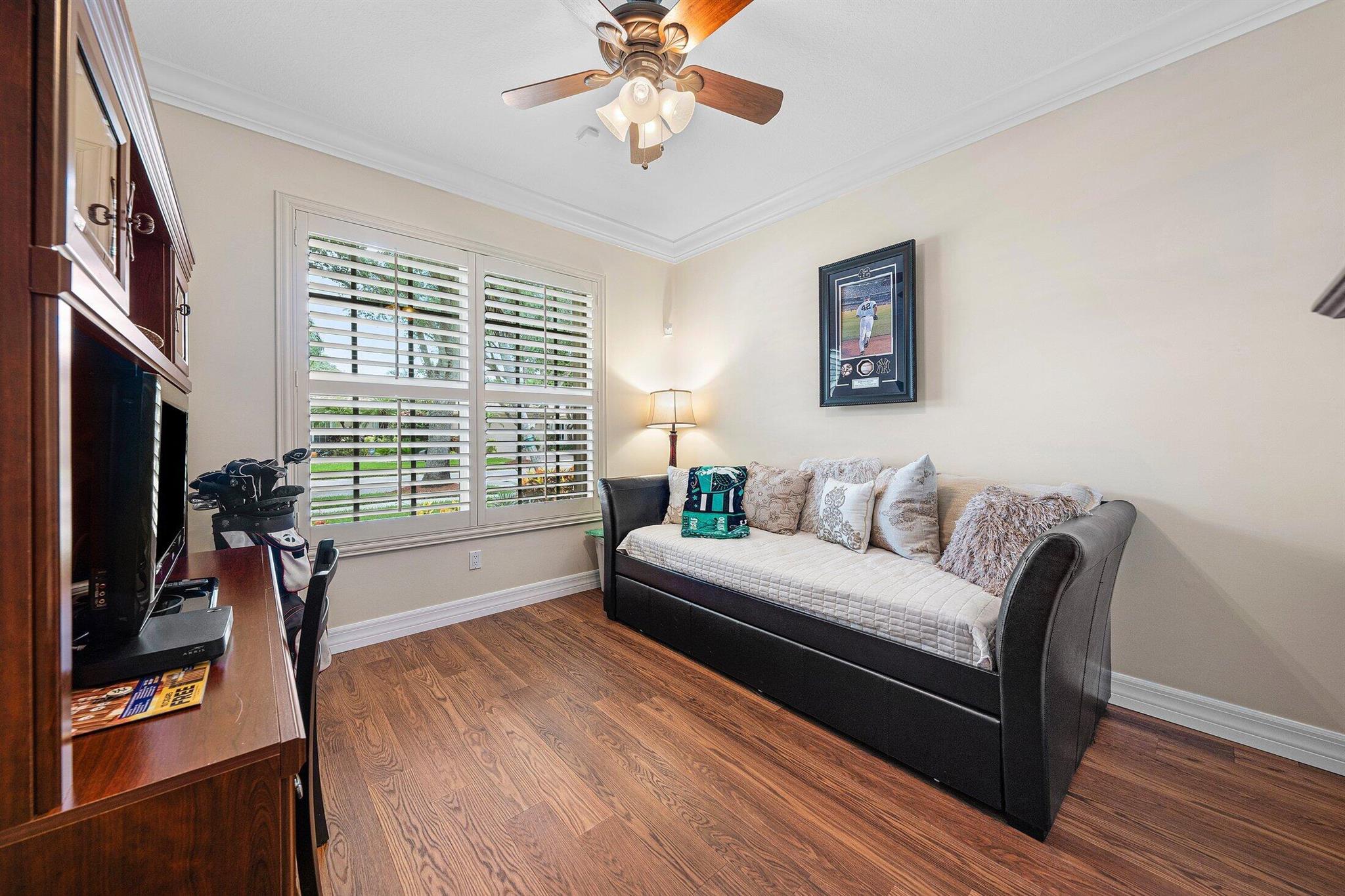 Valencia Pointe - Residential