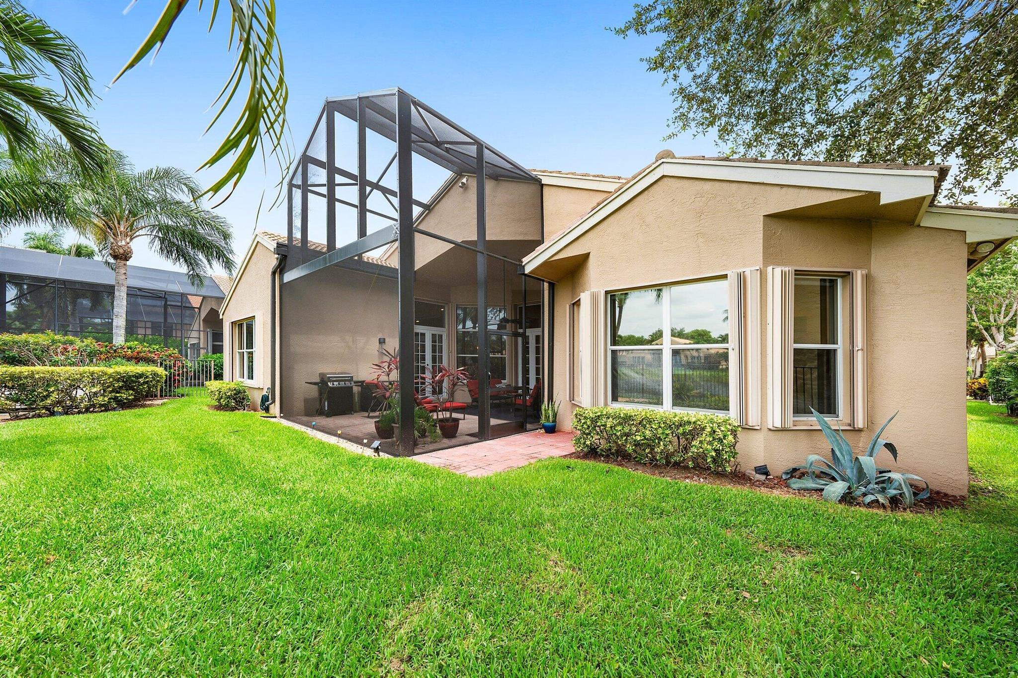 Valencia Pointe - Residential