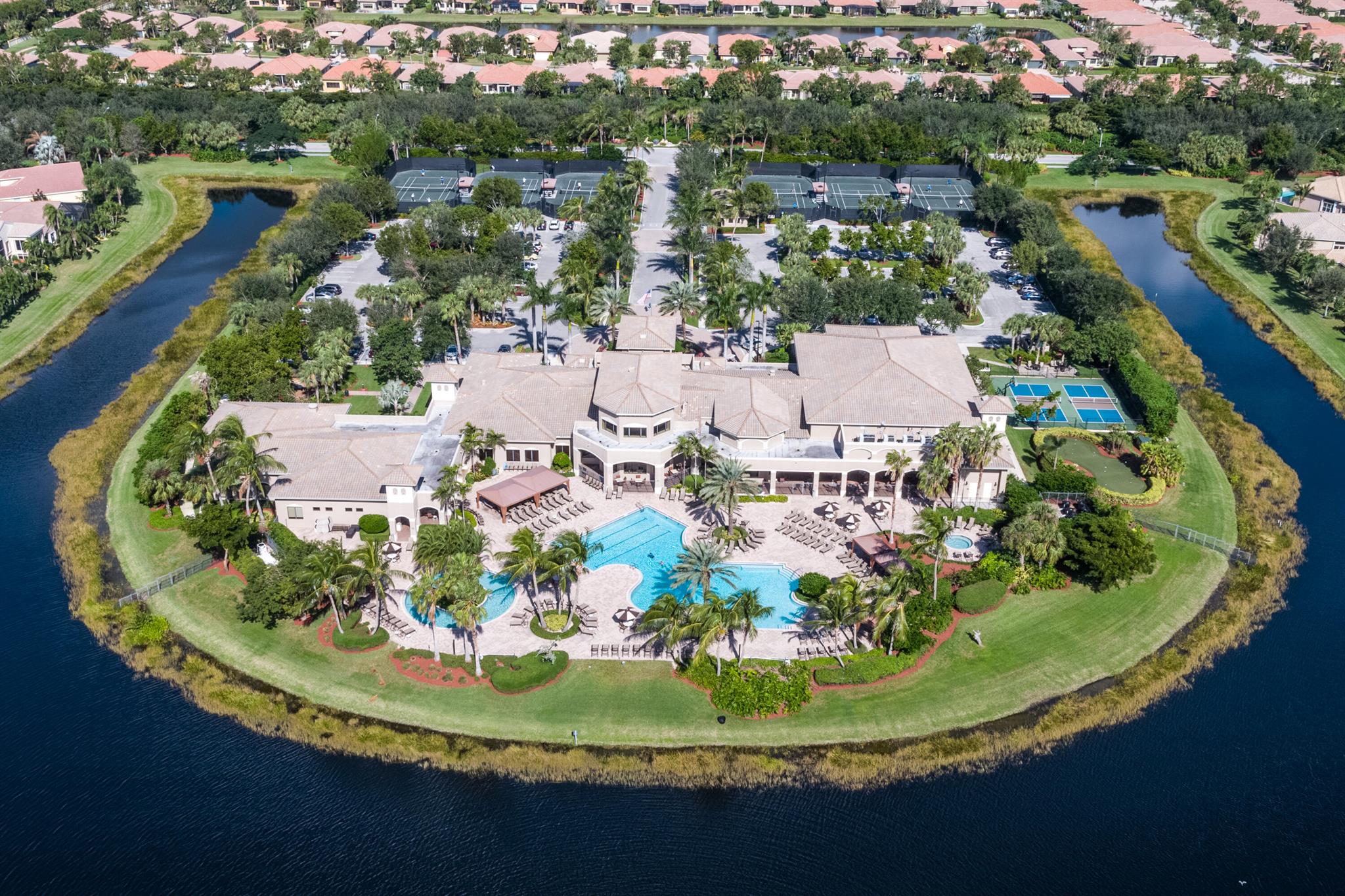 Valencia Pointe - Residential