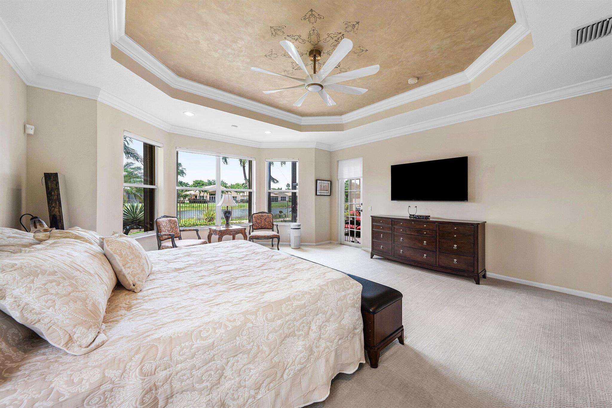 Valencia Pointe - Residential