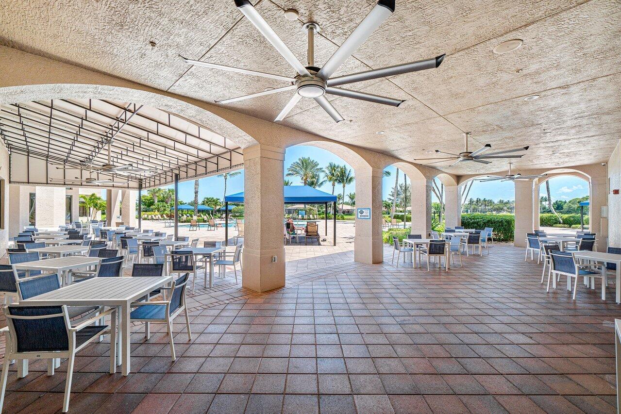 Valencia Pointe - Residential