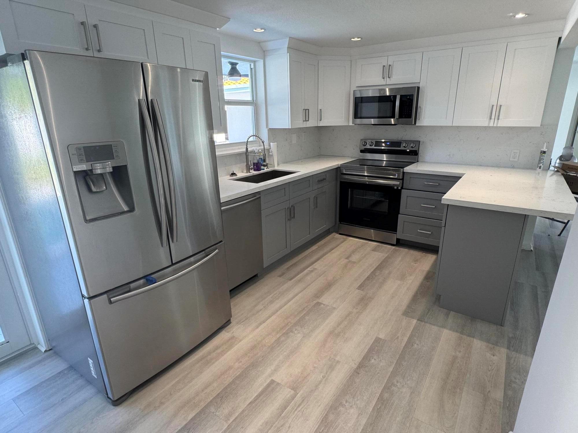 28 SW 9th Avenue