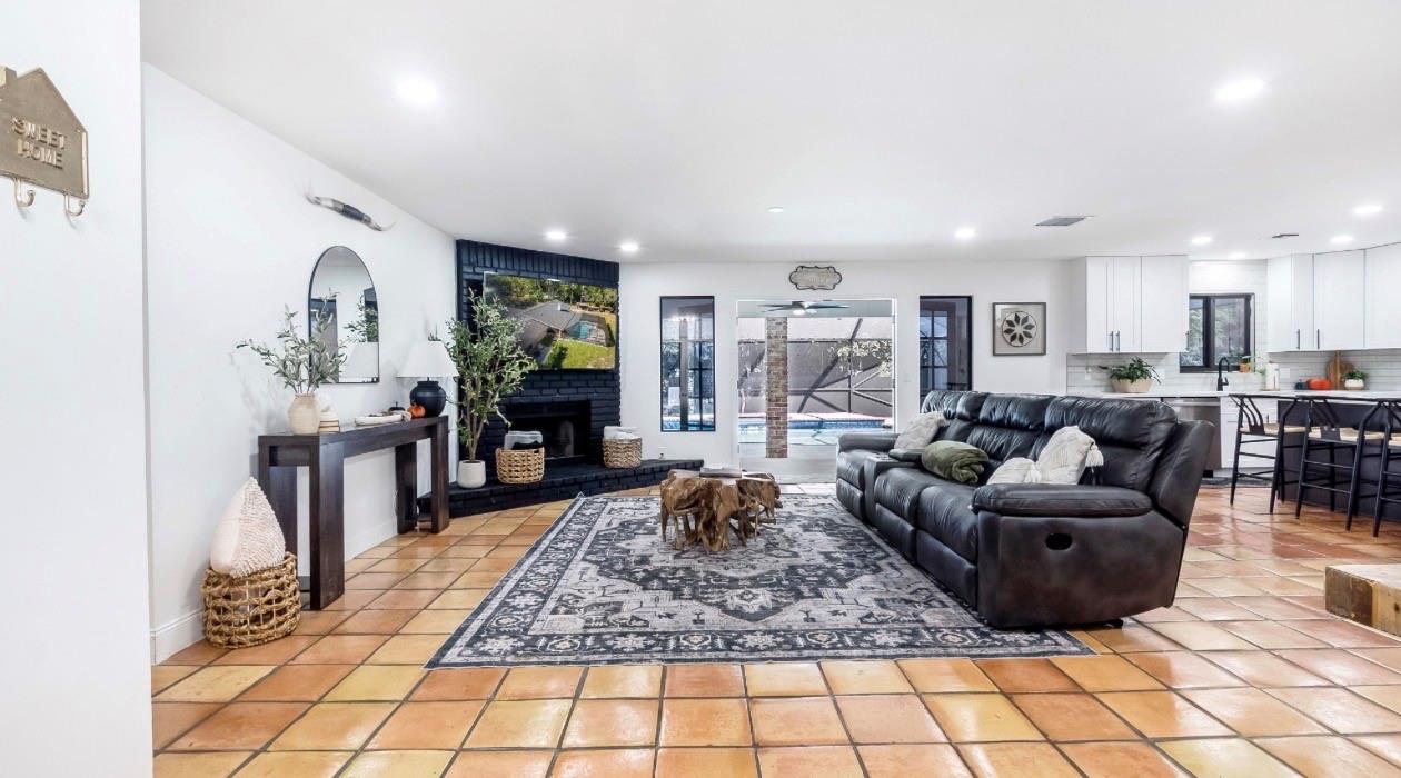 Acreage - Residential