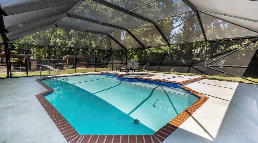 Photo of 17191 38th Road, Loxahatchee, FL 33470 (MLS # F10534758)