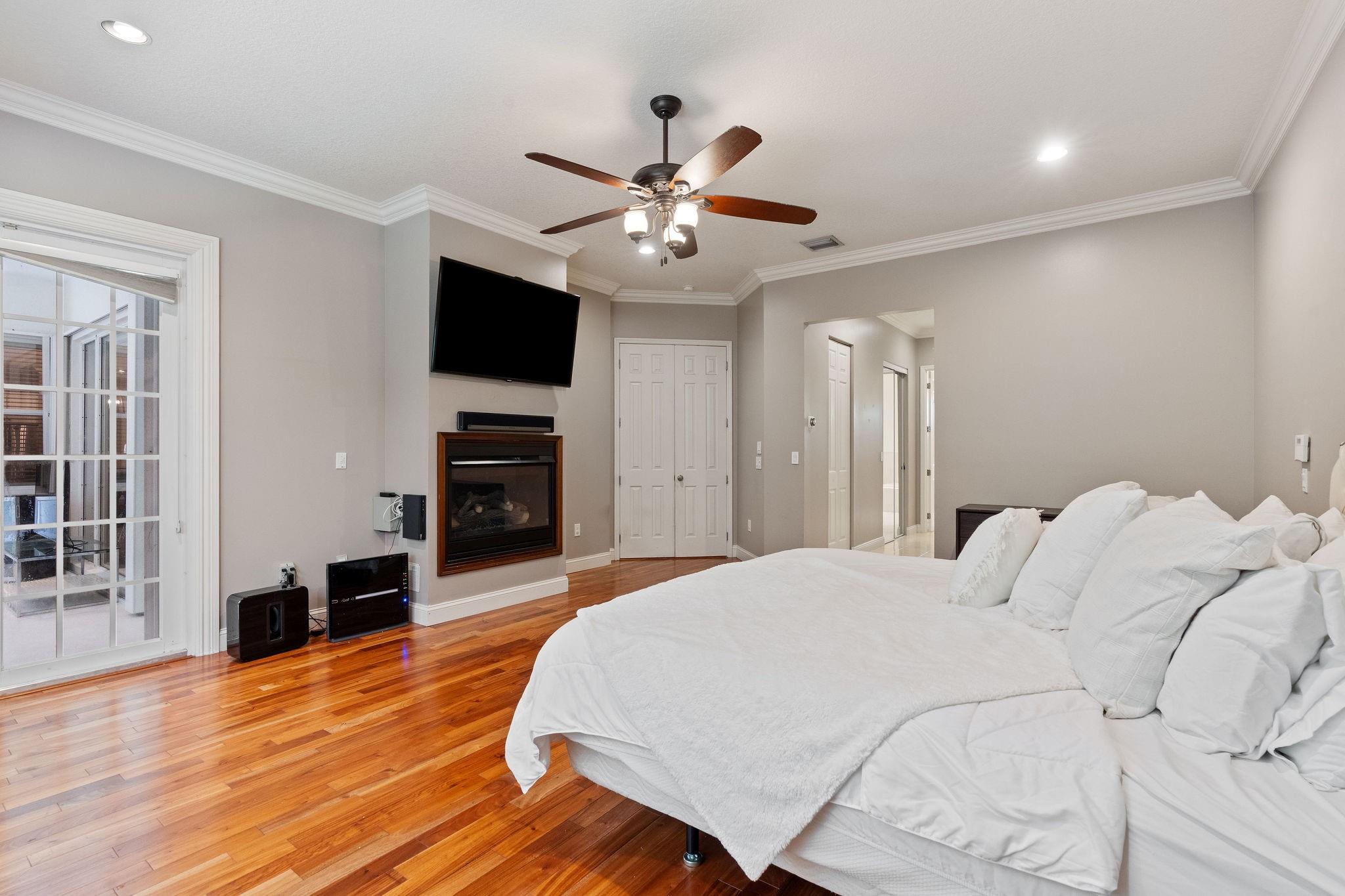 GREEN MEADOWS - Residential