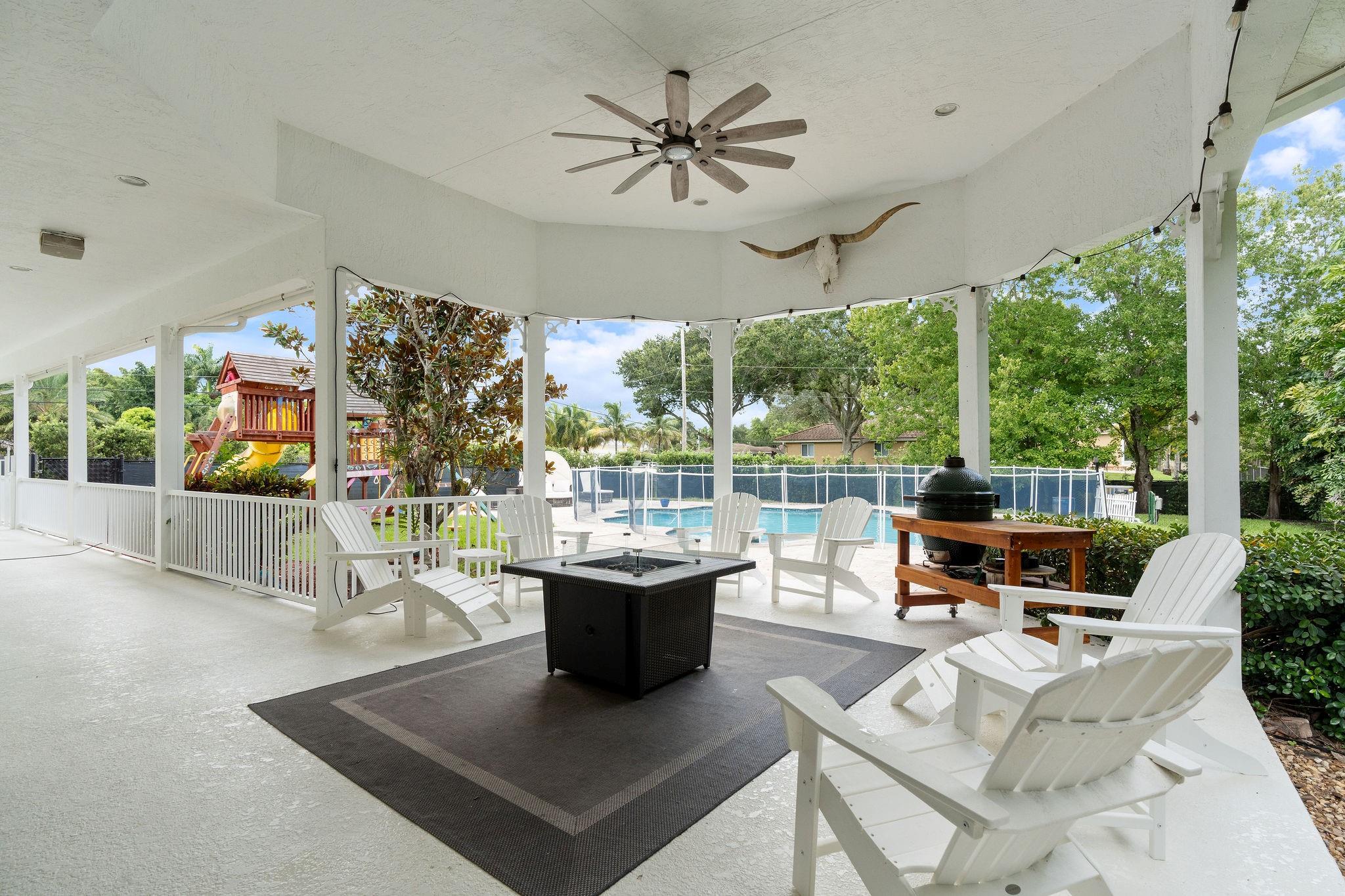 GREEN MEADOWS - Residential
