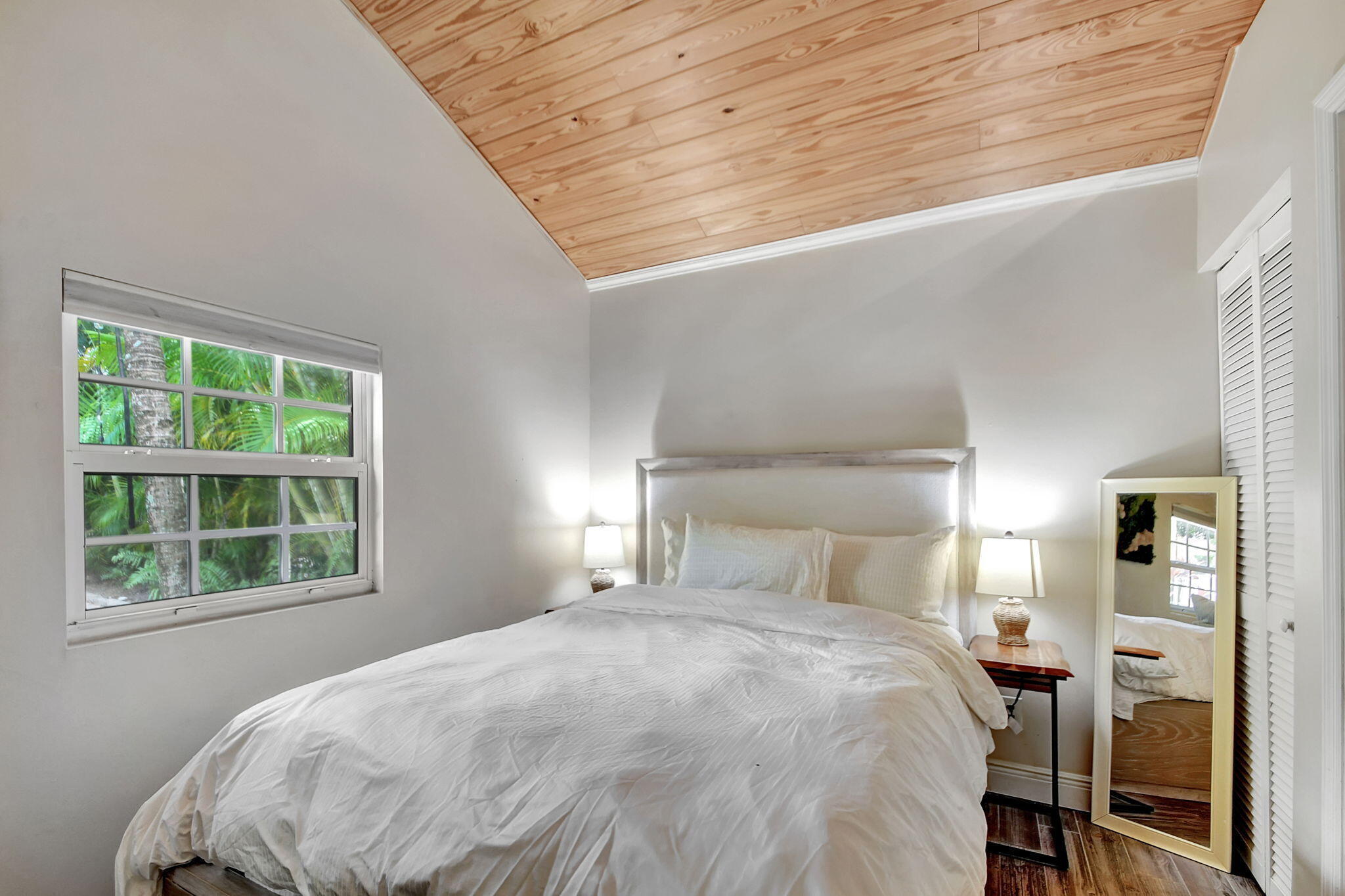 GRANDVIEW HEIGHTS - Residential Lease
