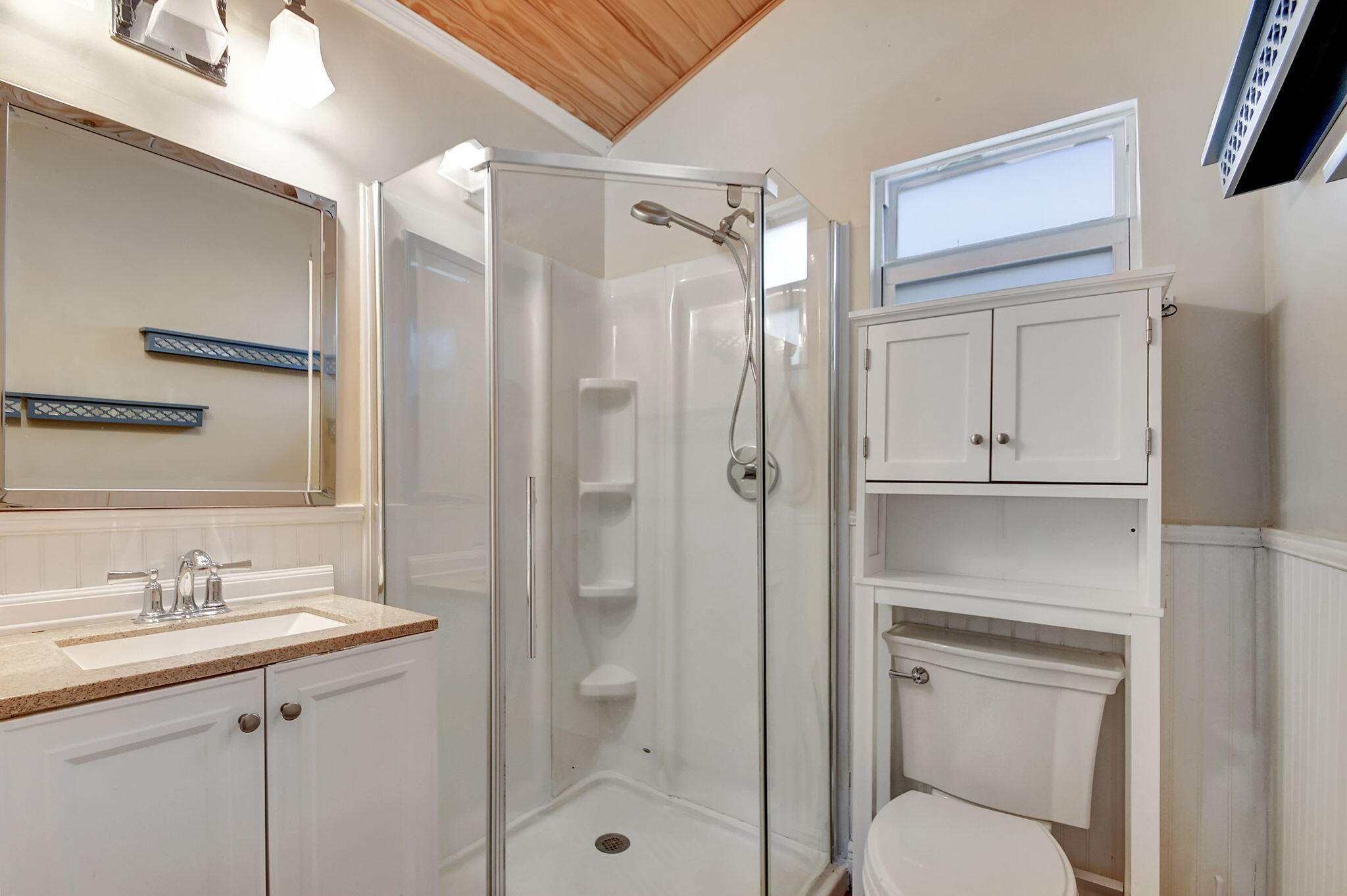 GRANDVIEW HEIGHTS - Residential Lease
