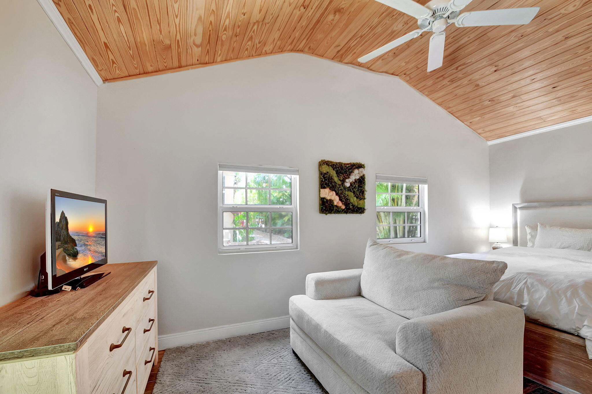GRANDVIEW HEIGHTS - Residential Lease