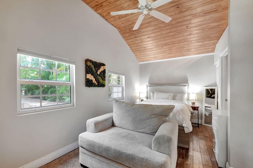 Welcome to this fully furnished charming studio cottage nestled in the vibrant Grandview Heights neighborhood of West Palm Beach. This delightful property offers both convenience and charm. Just moments away from the picturesque Howard Park and the trendy Hive, you'll have easy access to green spaces and local hotspots. The bustling Dixie Corridor and downtown West Palm Beach are also within close reach, offering a wealth of dining, shopping, and entertainment options. This property is also on the Circuit route for convenient transportation. The thoughtfully curated interior features stylish furnishings, modern amenities, and a warm color palette that enhances its charm. Complete with a fully equipped kitchen, comfortable sleeping area, and tasteful décor.