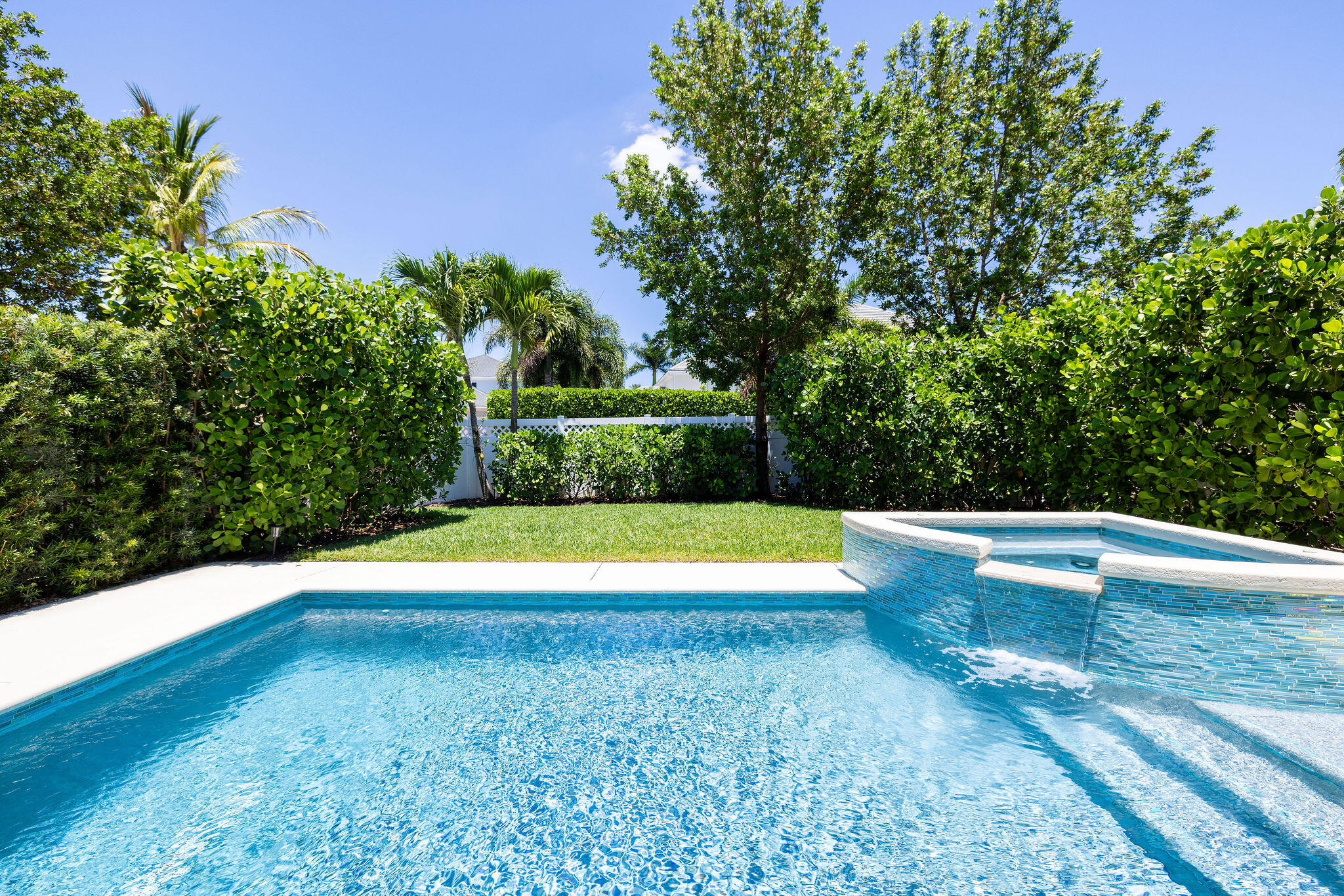 MALLORY CREEK AT ABACOA 2 1 - Residential
