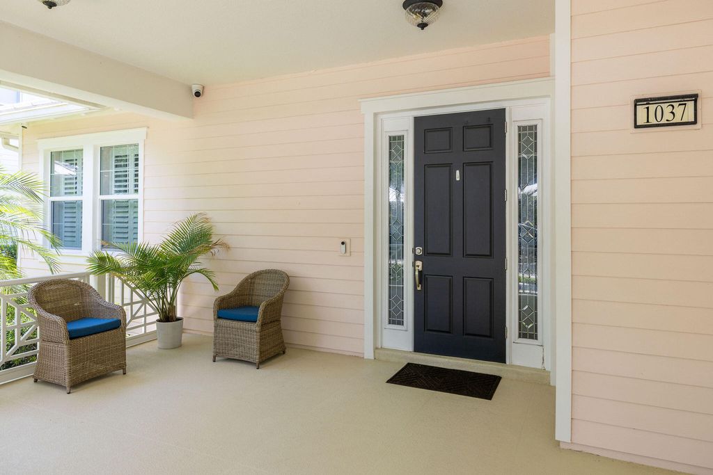 Photo of 1037 Duval Street, Jupiter, FL 33458 (MLS # B26026710)