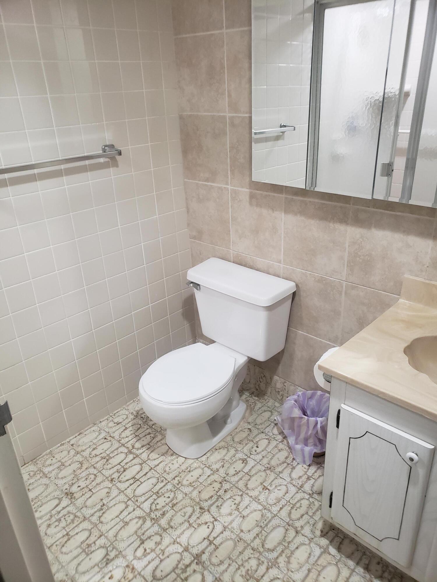 KINGS POINT SEVILLE CONDOS - Residential