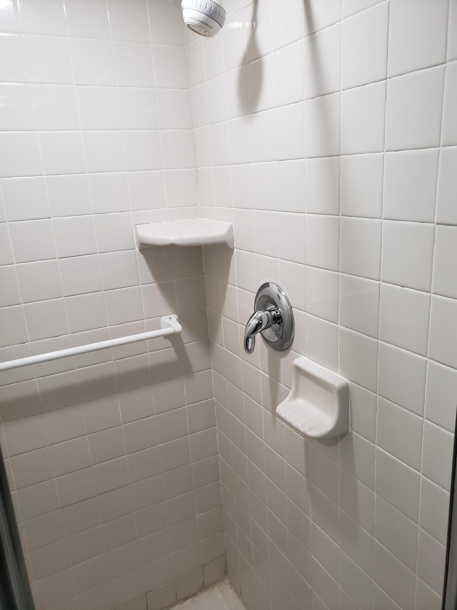 KINGS POINT SEVILLE CONDOS - Residential