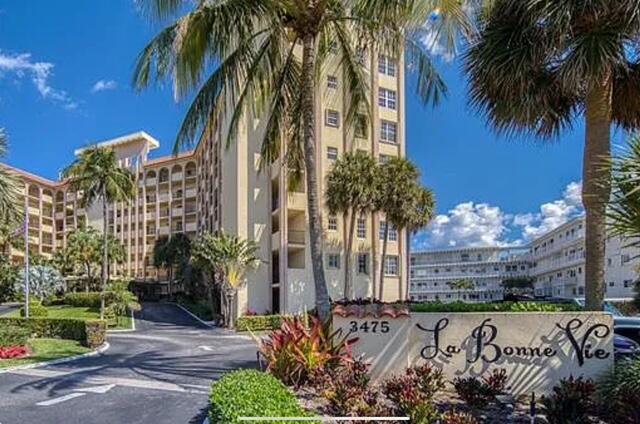 LA BONNE VIE CONDO - Residential Lease