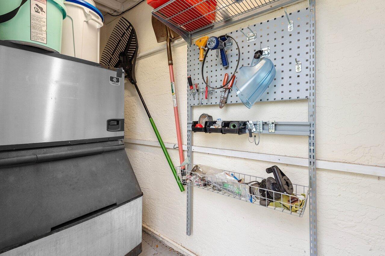 GOLDEN HARBOUR - Residential