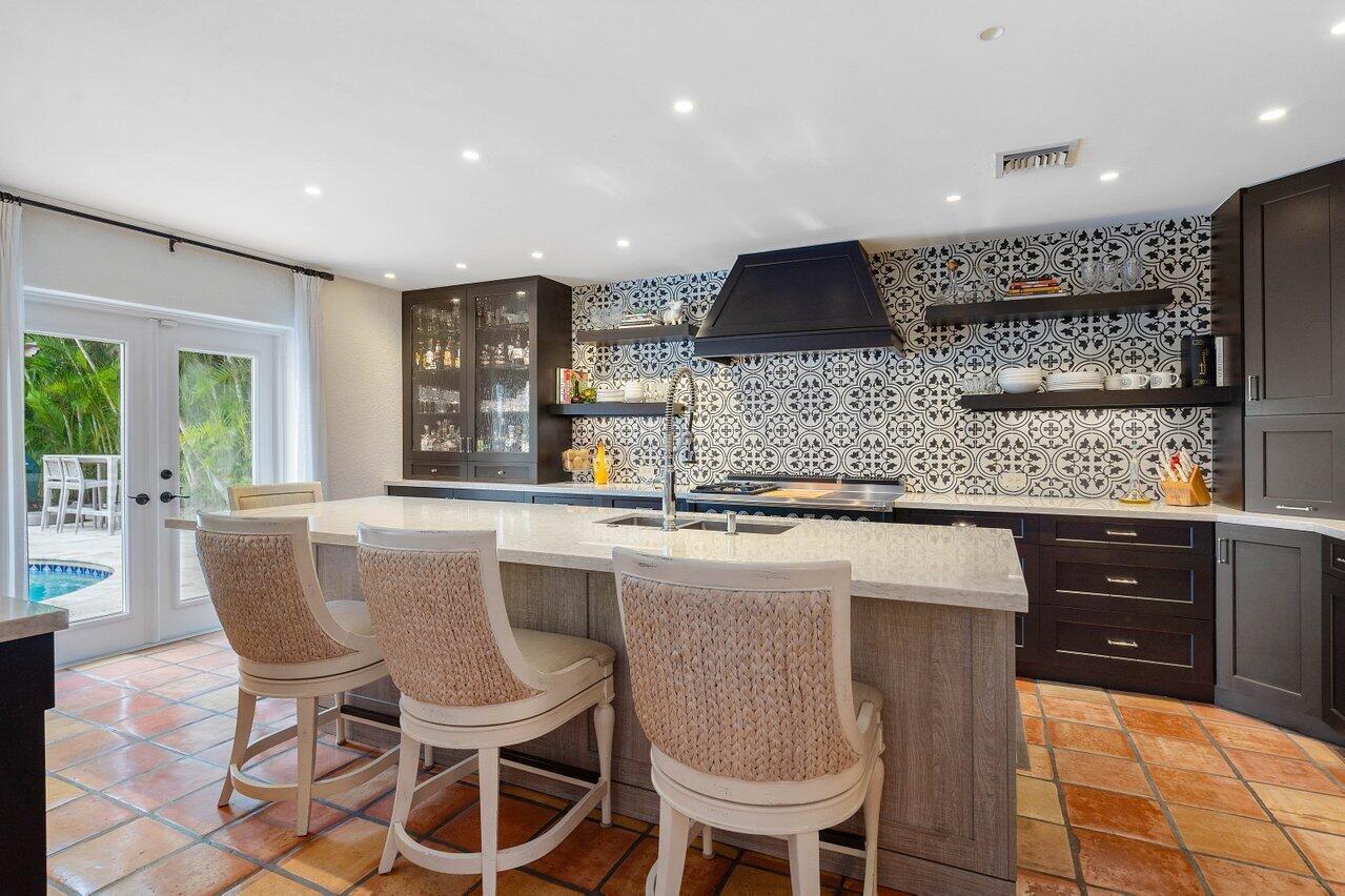 GOLDEN HARBOUR - Residential