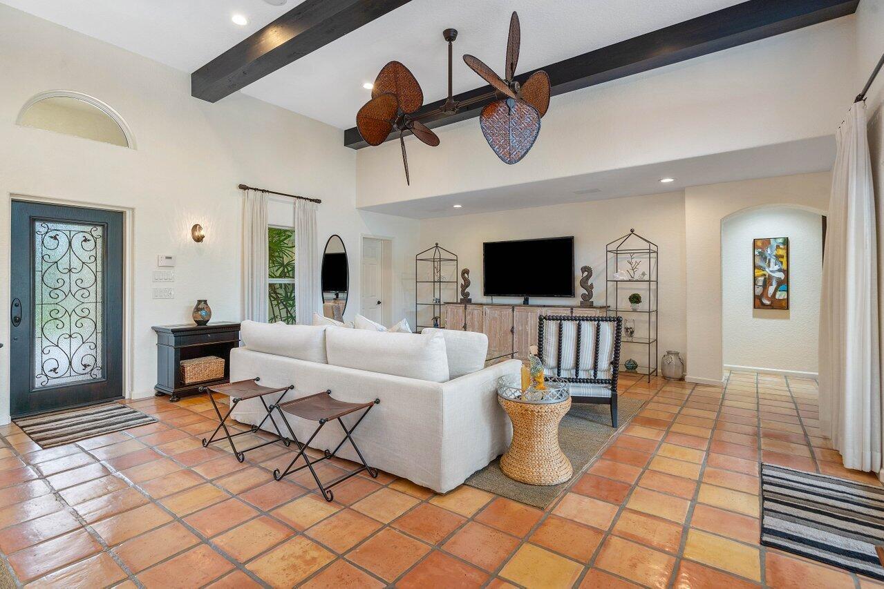 GOLDEN HARBOUR - Residential