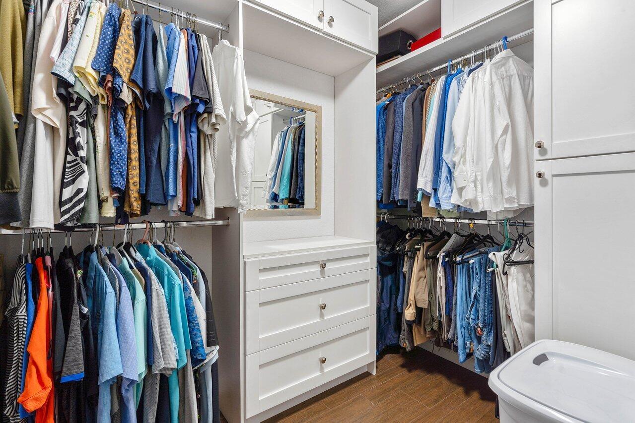 GOLDEN HARBOUR - Residential