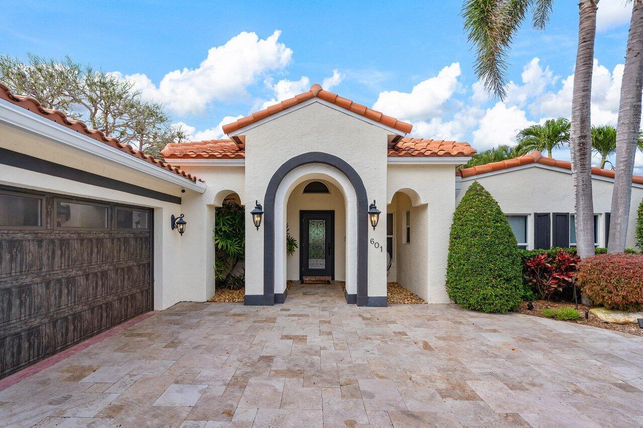 GOLDEN HARBOUR - Residential