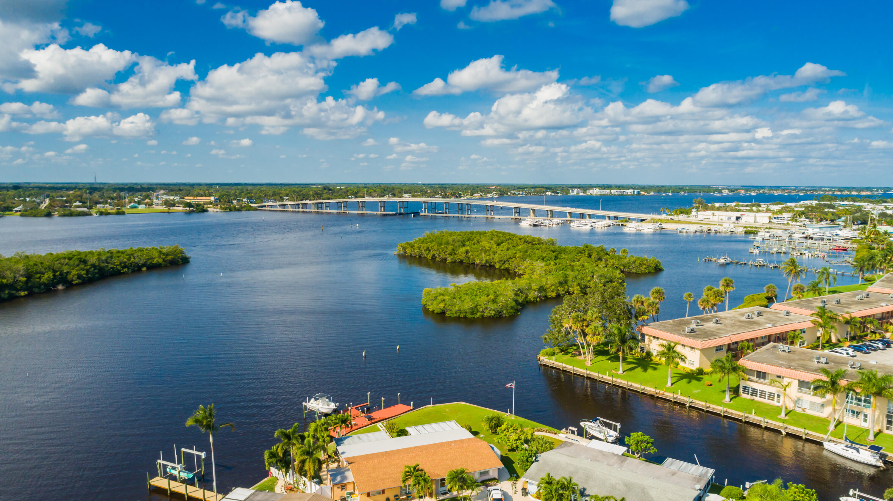 FISHERMANS HIDEAWAY SECTION ONE - Residential