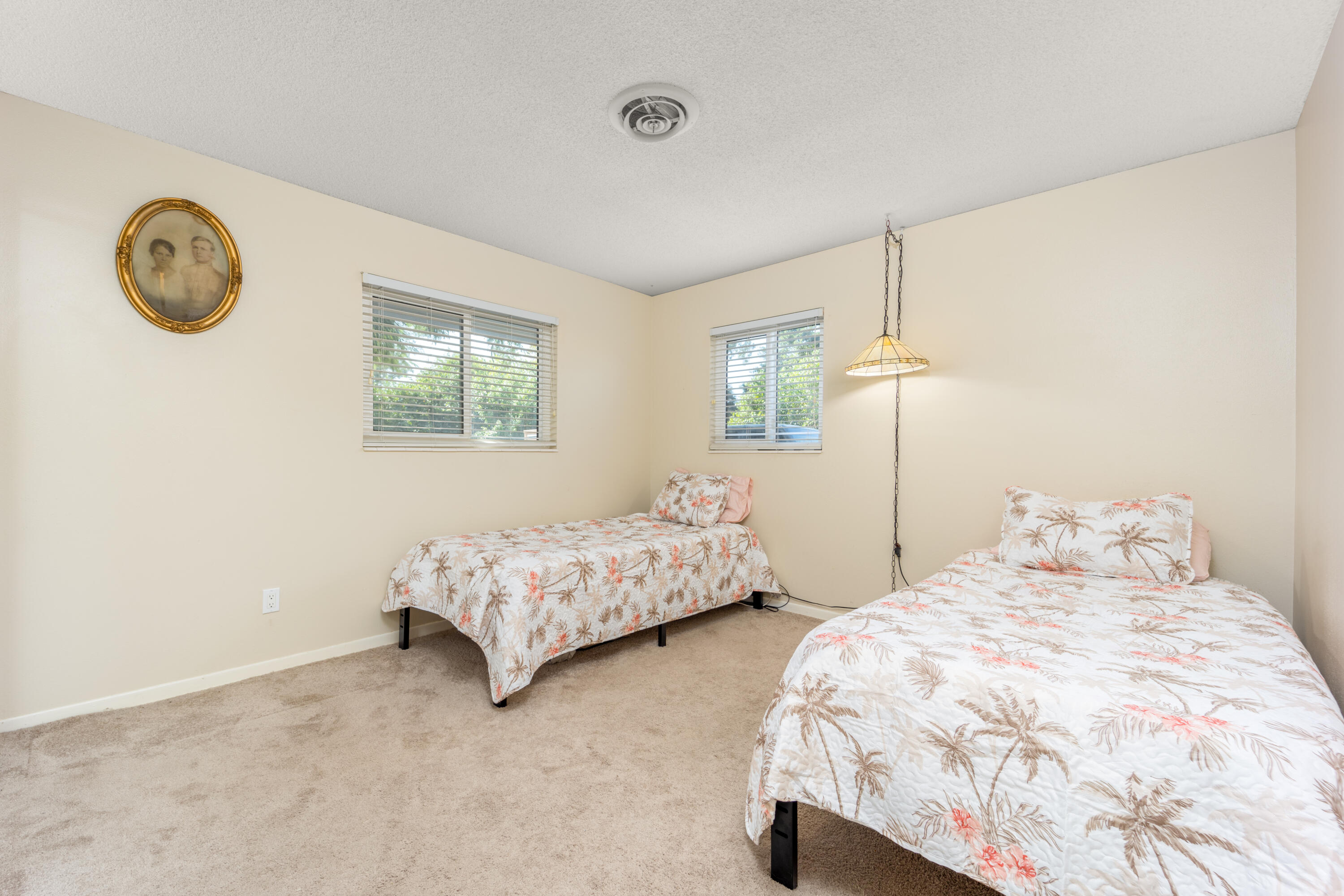 FISHERMANS HIDEAWAY SECTION ONE - Residential