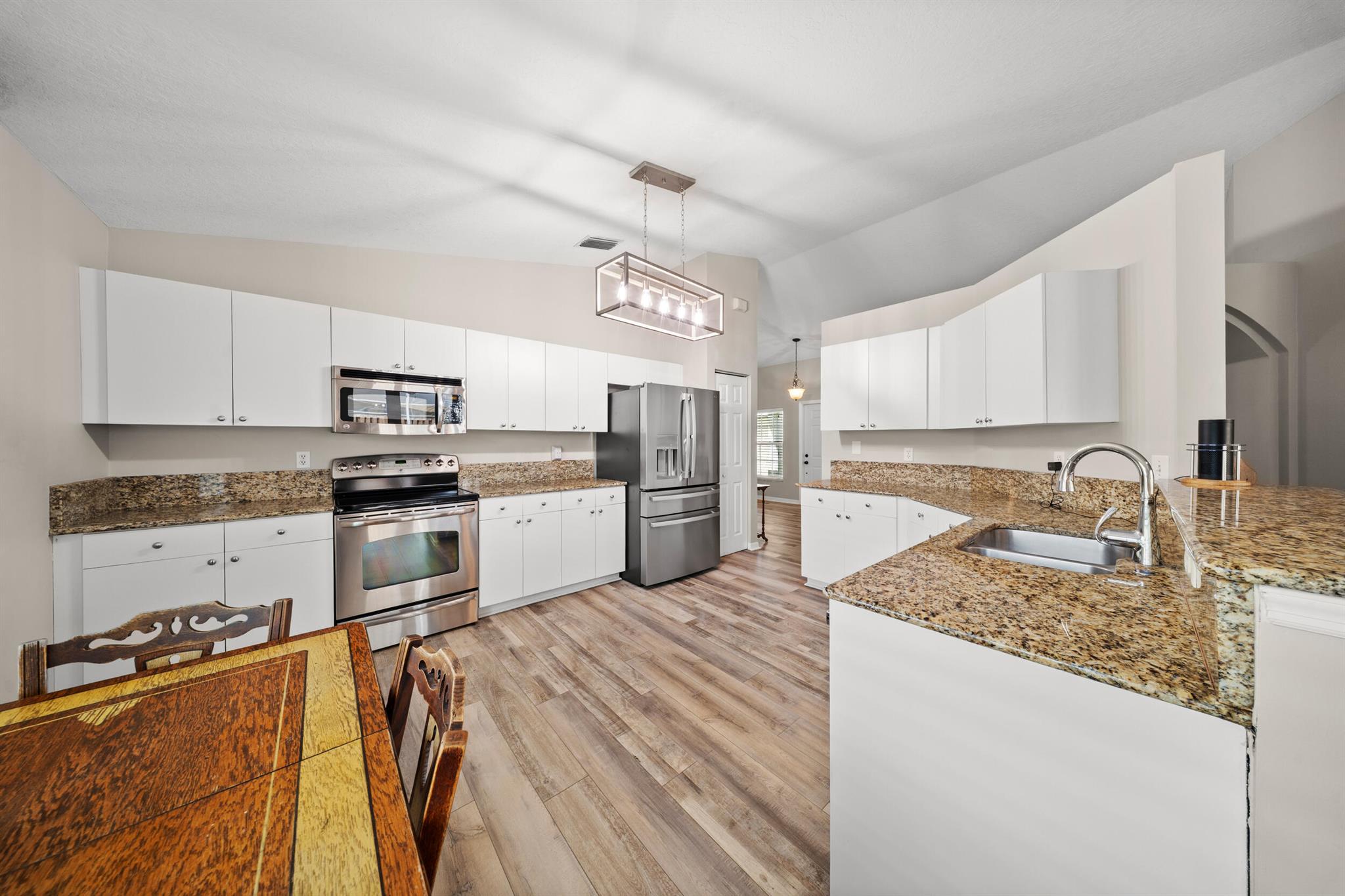 MILL CREEK AT MARTIN DOWN - Residential