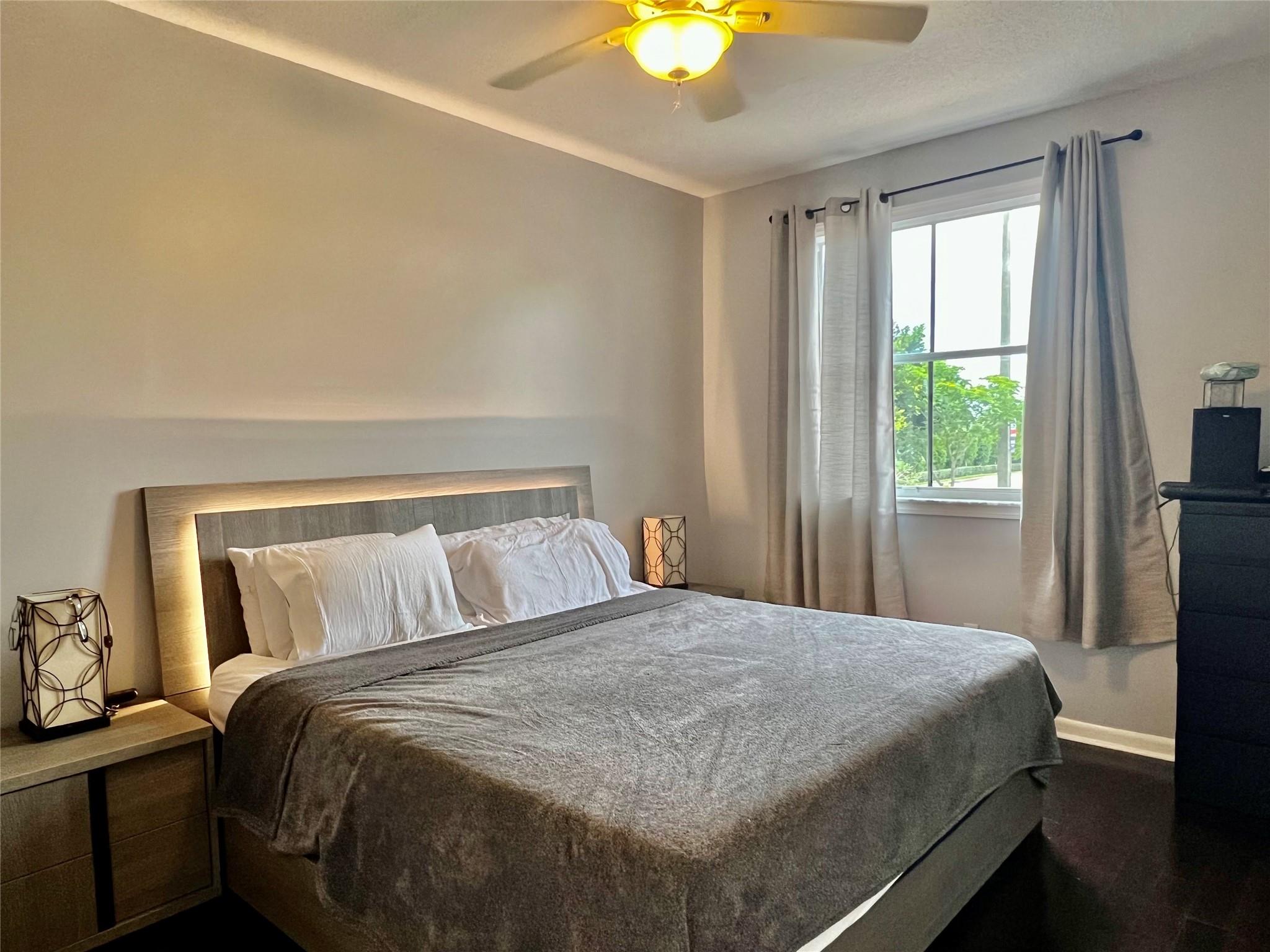 VILLAS AT HARBOR ISLES - Residential Lease