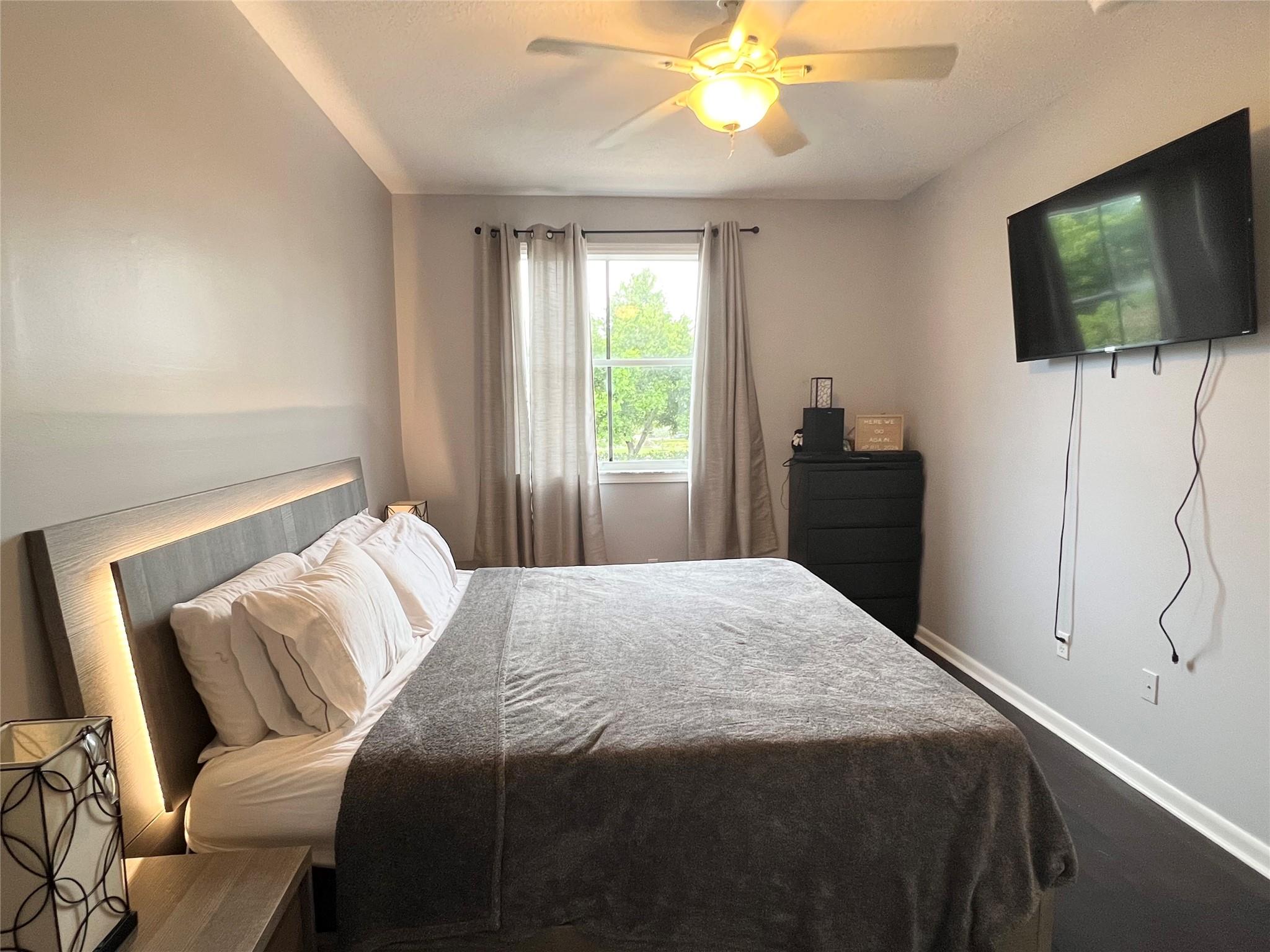 VILLAS AT HARBOR ISLES - Residential Lease