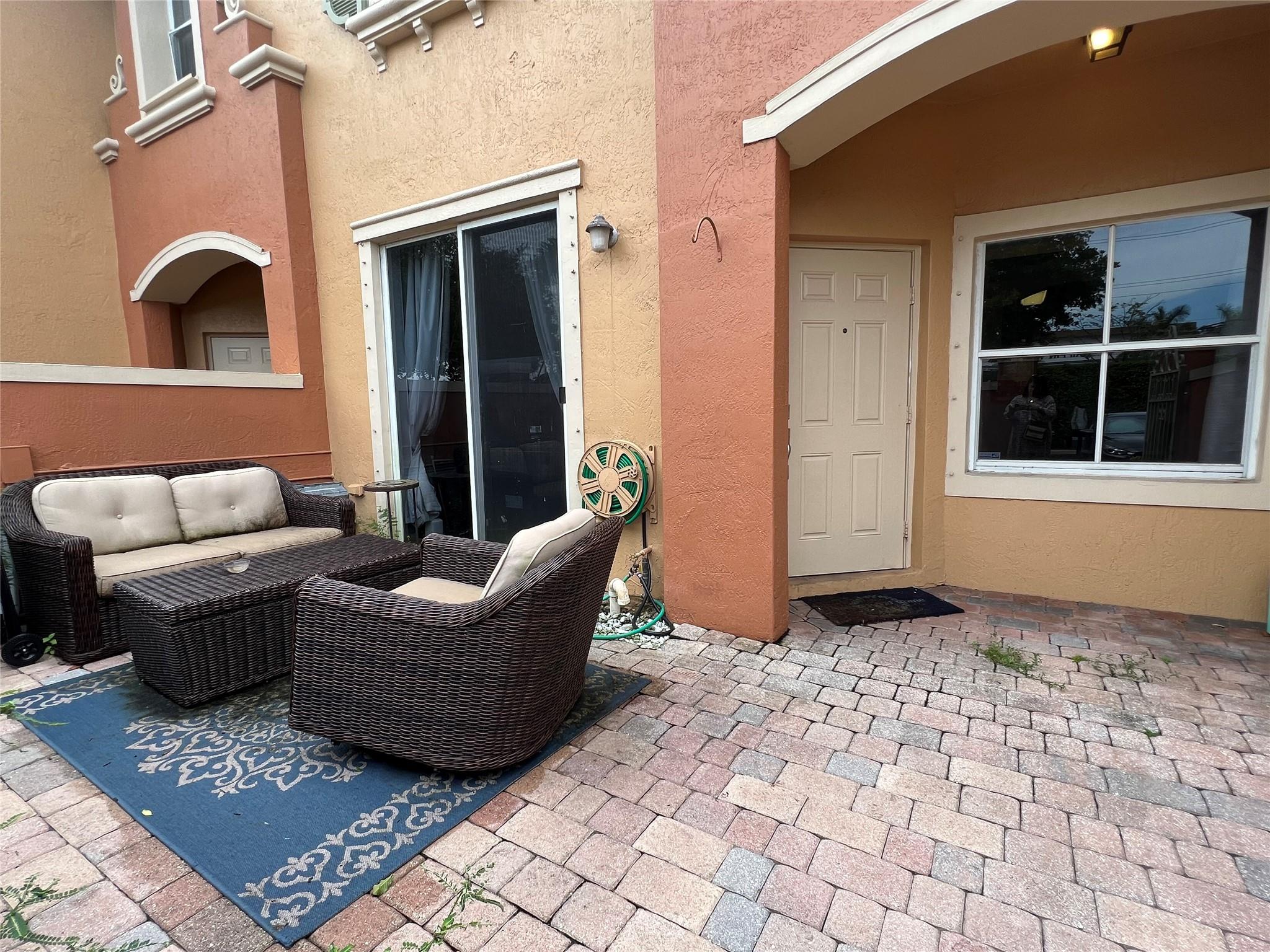 VILLAS AT HARBOR ISLES - Residential Lease