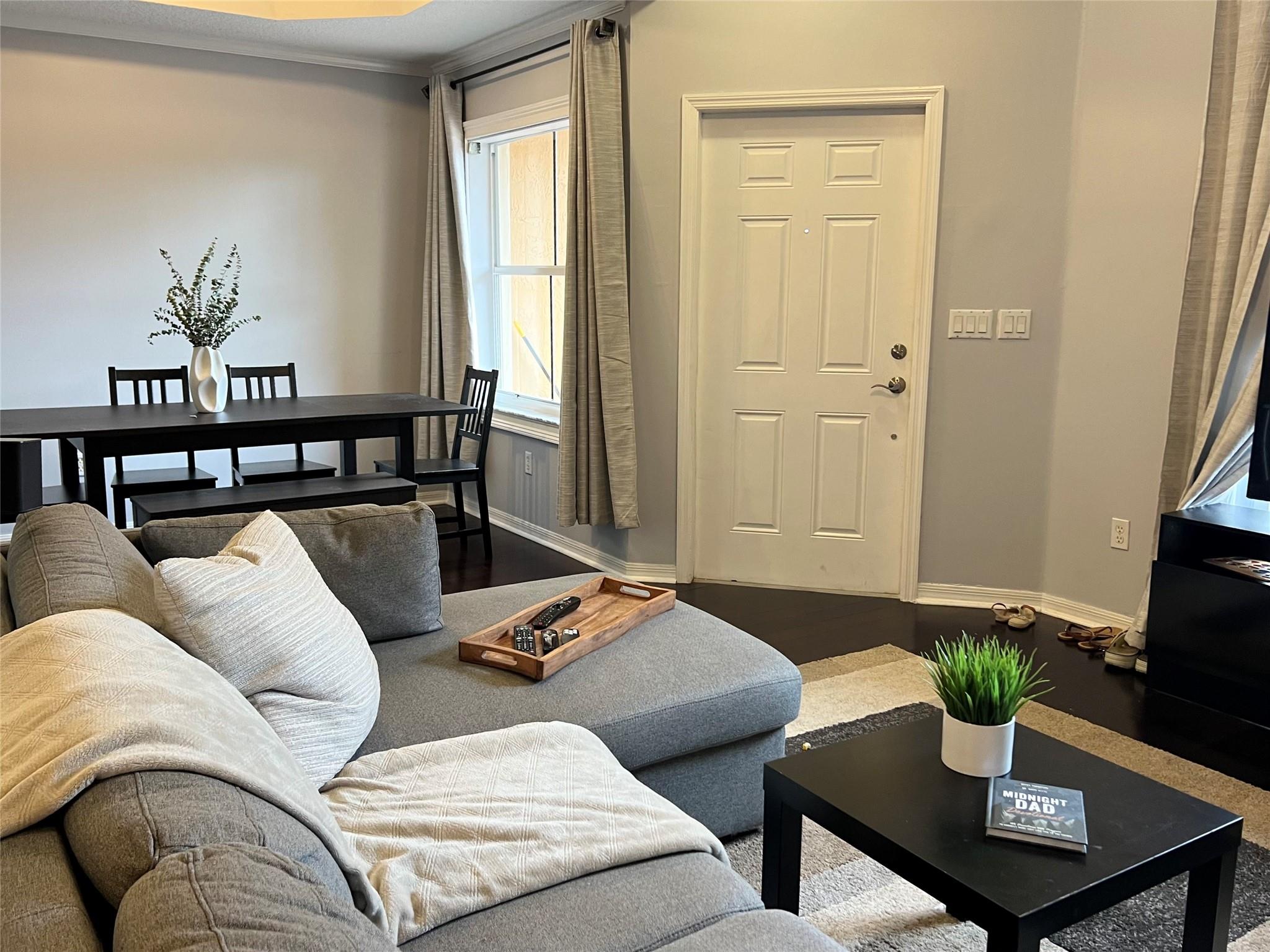 VILLAS AT HARBOR ISLES - Residential Lease