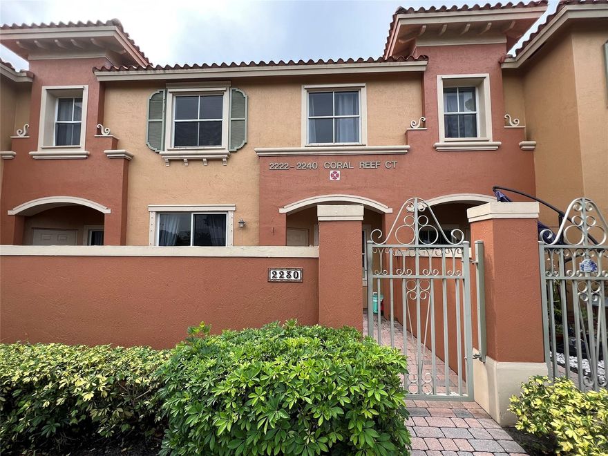 Great Townhouse located in VILLAS AT HARBOR ISLES. *** FRESHLY PAINTED ***This property is just perfect. 2 bedrooms with 2.5 baths with very nice front courtyard, open kitchen, full size washer and dryer! Gated community with great location just west of I-95 and across from Metro Rail train station. Community offer, clubhouse, pool, playground for kids and much more. Minimum Credit Score 650 as per association.