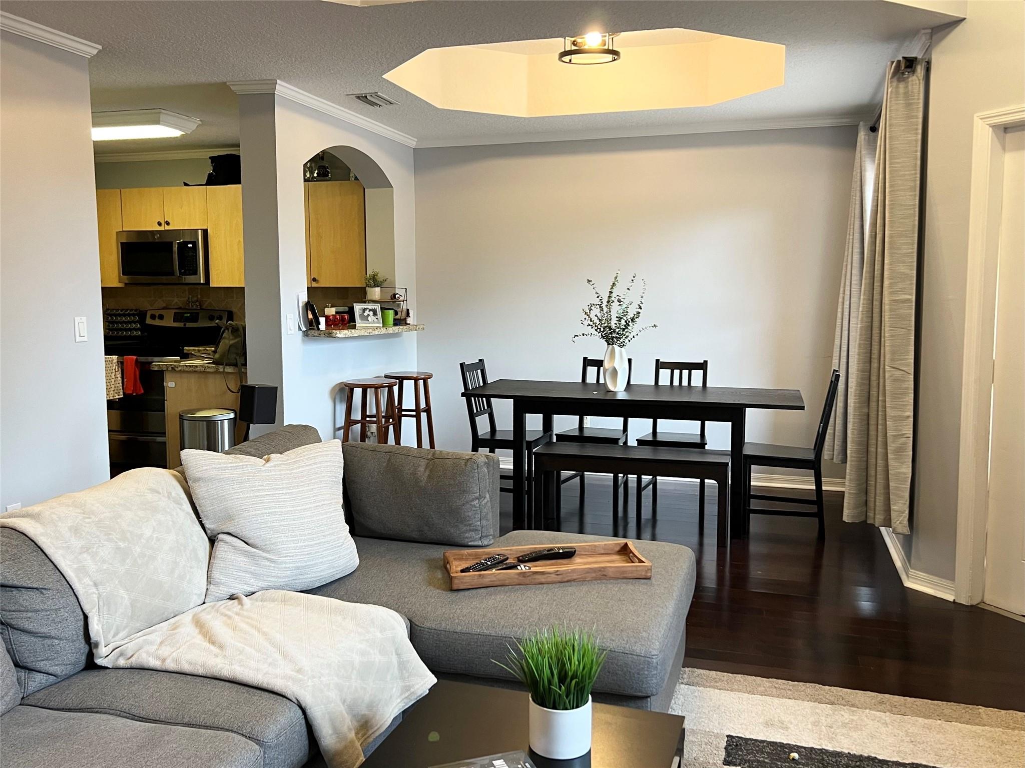VILLAS AT HARBOR ISLES - Residential Lease