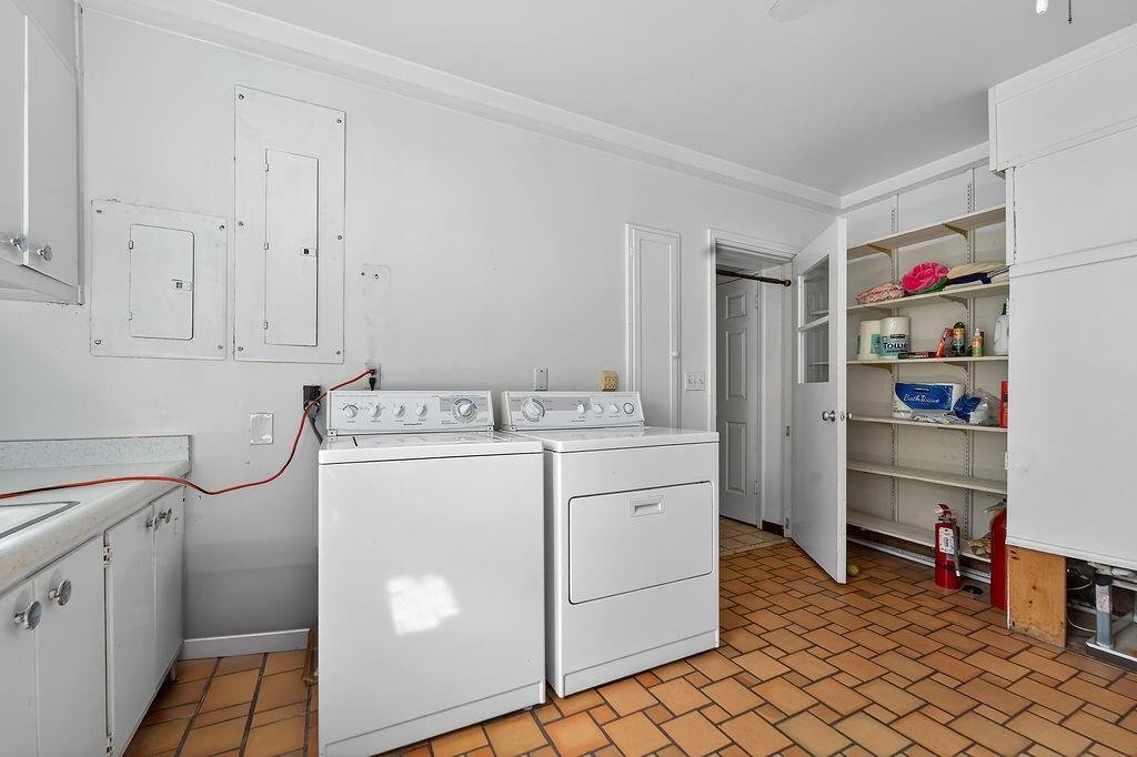 INDIAN RIVER FARMS COMPAN - Residential