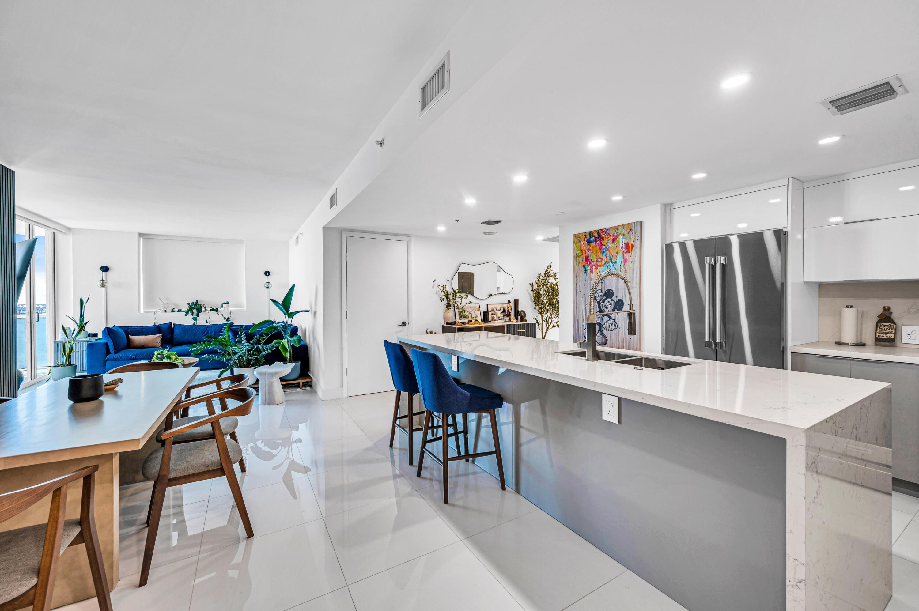 ONYX ON THE BAY CONDO - Residential