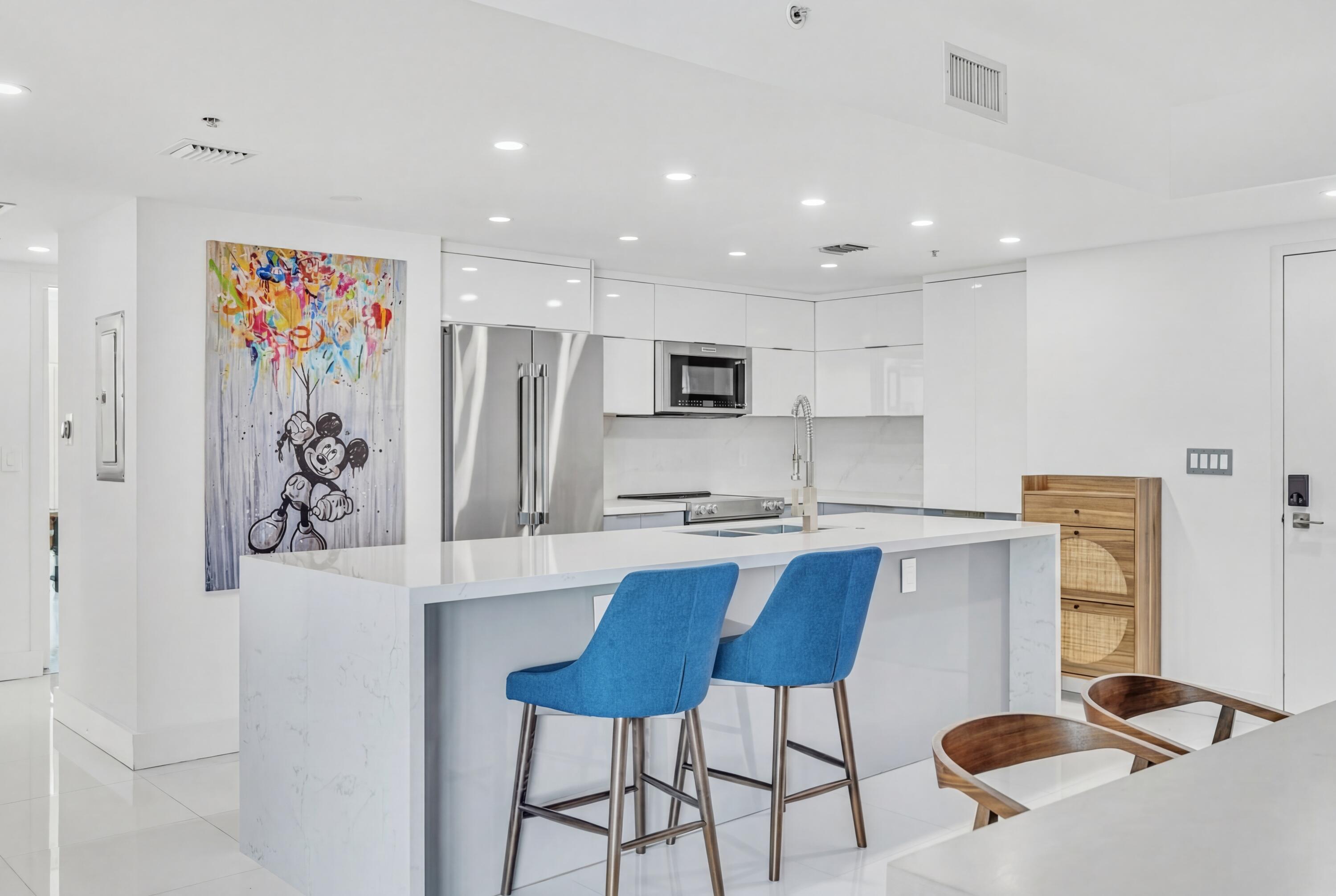 ONYX ON THE BAY CONDO - Residential