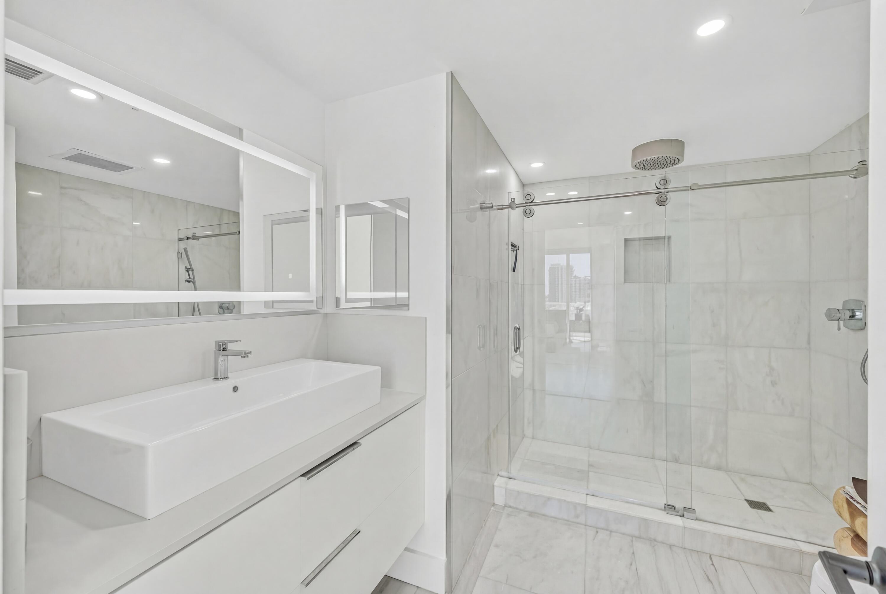 ONYX ON THE BAY CONDO - Residential