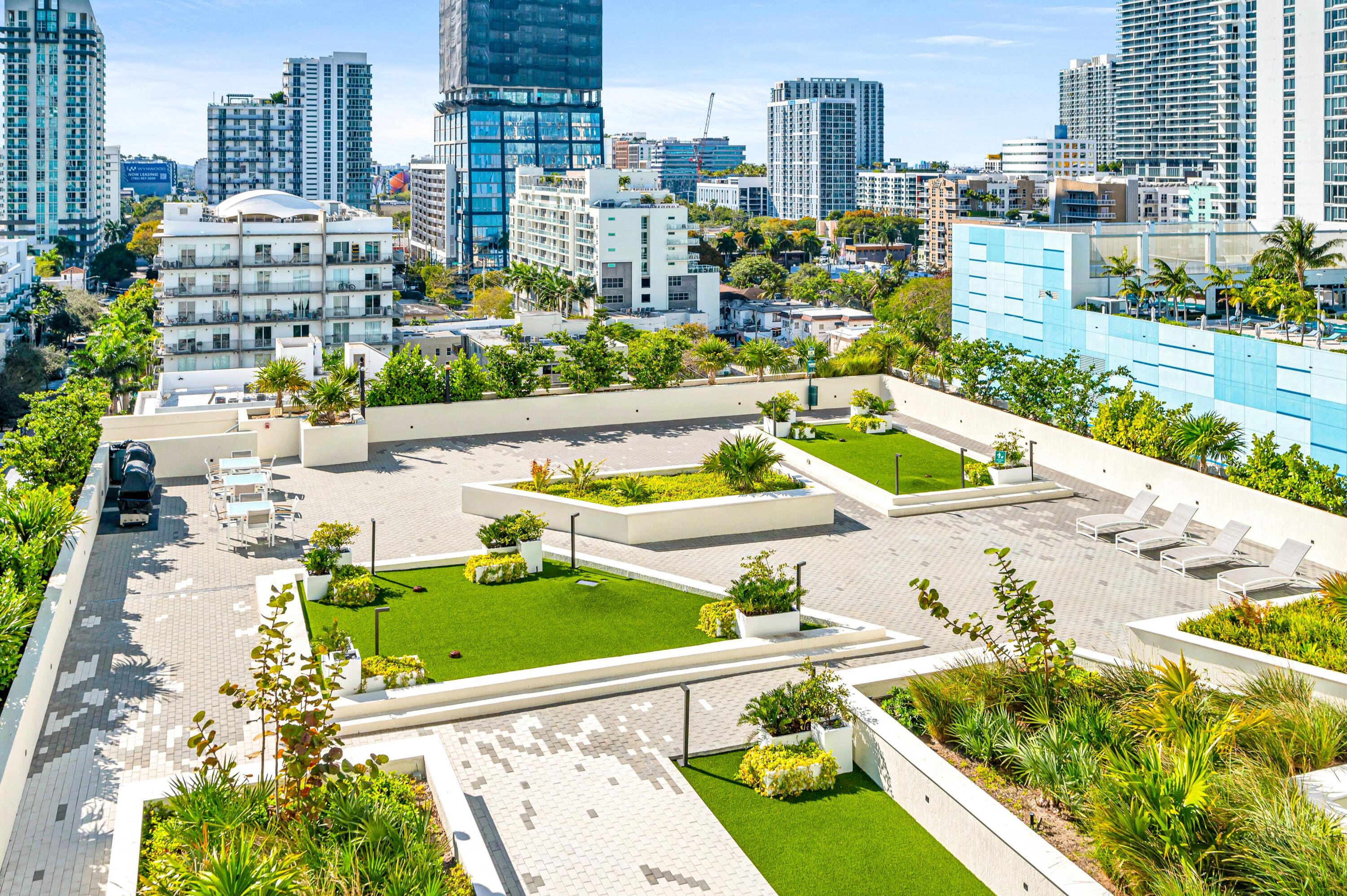 ONYX ON THE BAY CONDO - Residential