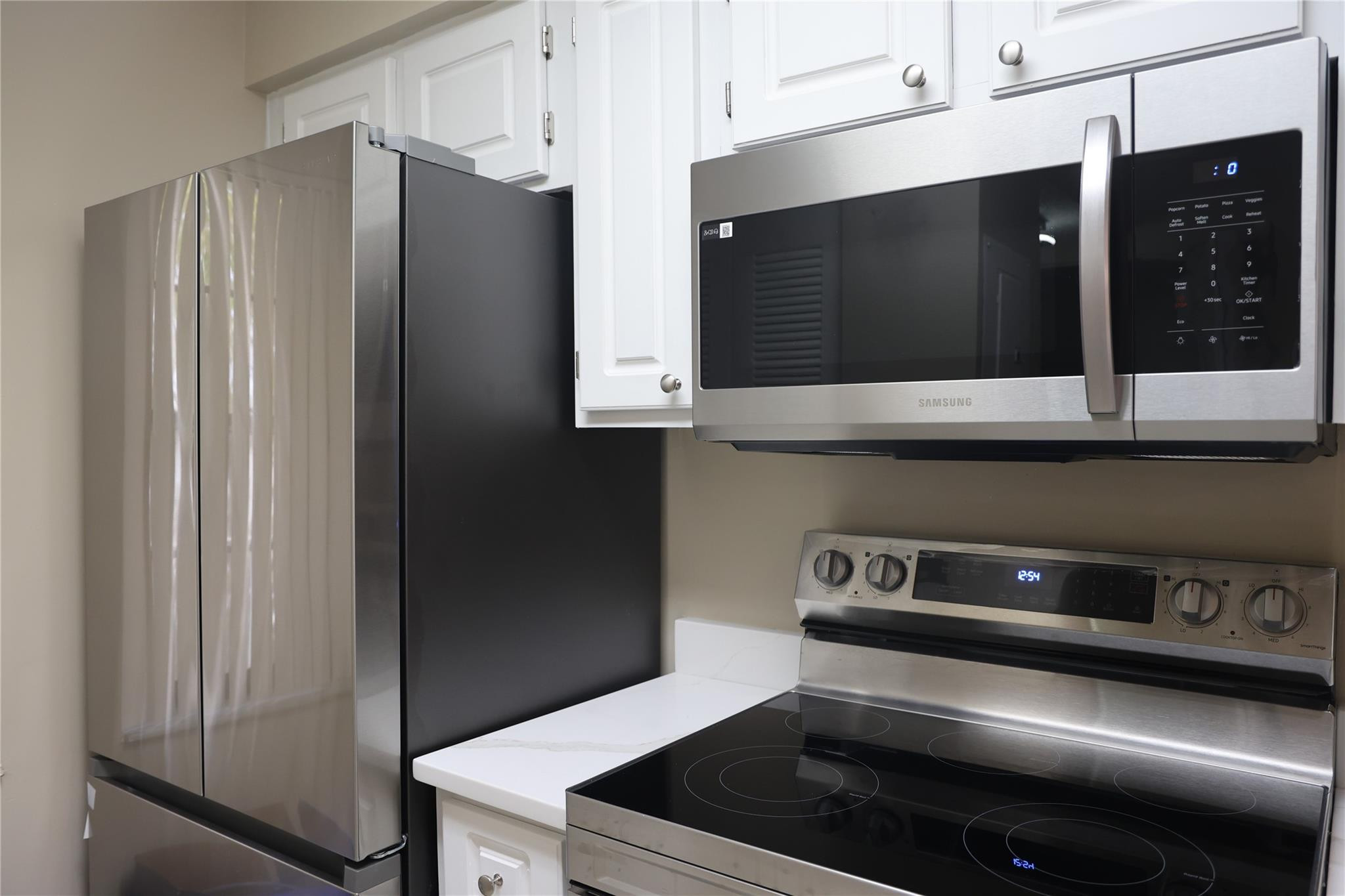 2228 N Cypress Bend Drive 407