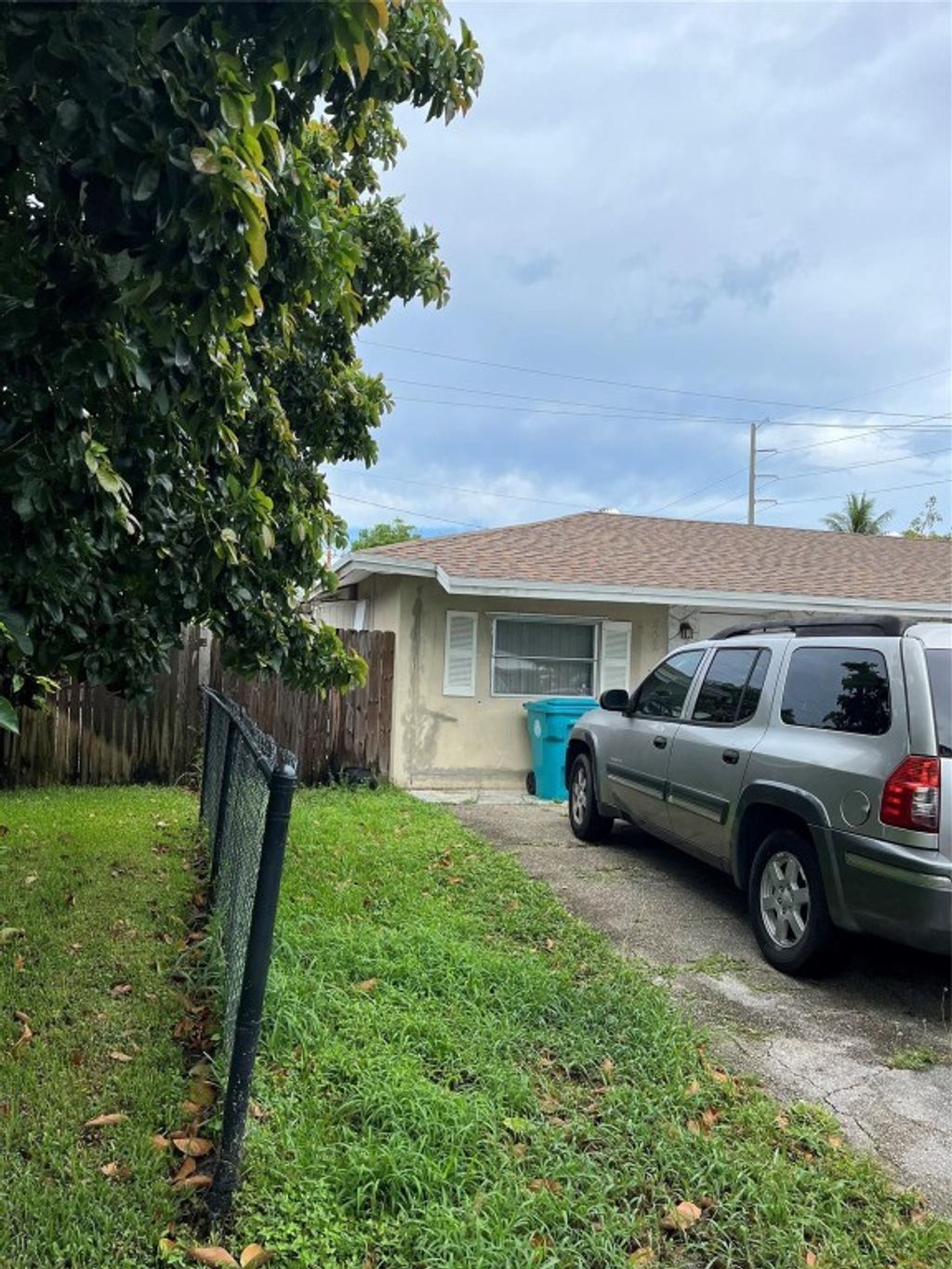 Photo of 502 NW 8th Court, Boynton Beach, FL 33426 (MLS # F10445083)