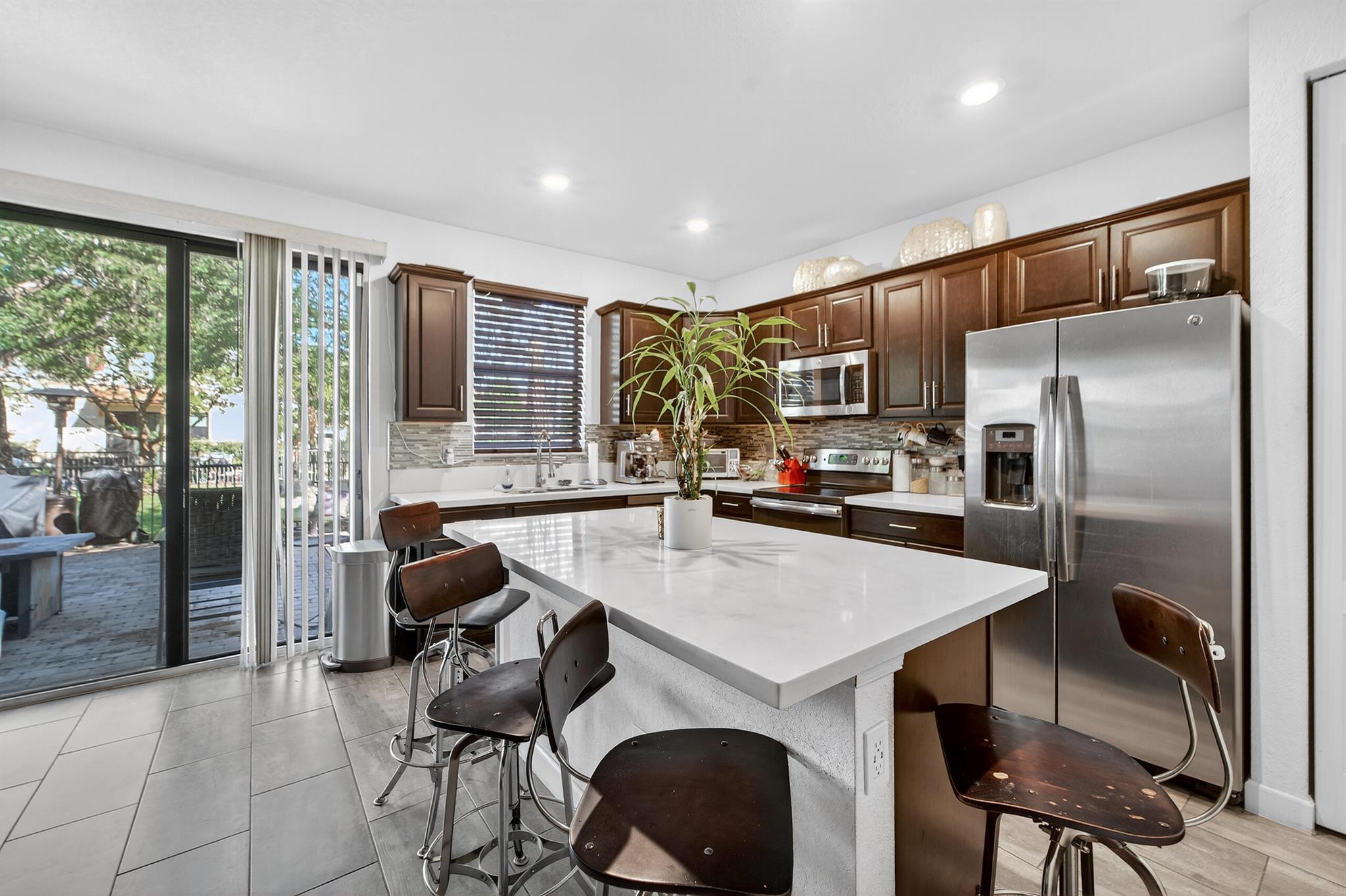 FLAVOR PICT TOWNHOMES PUD - Residential