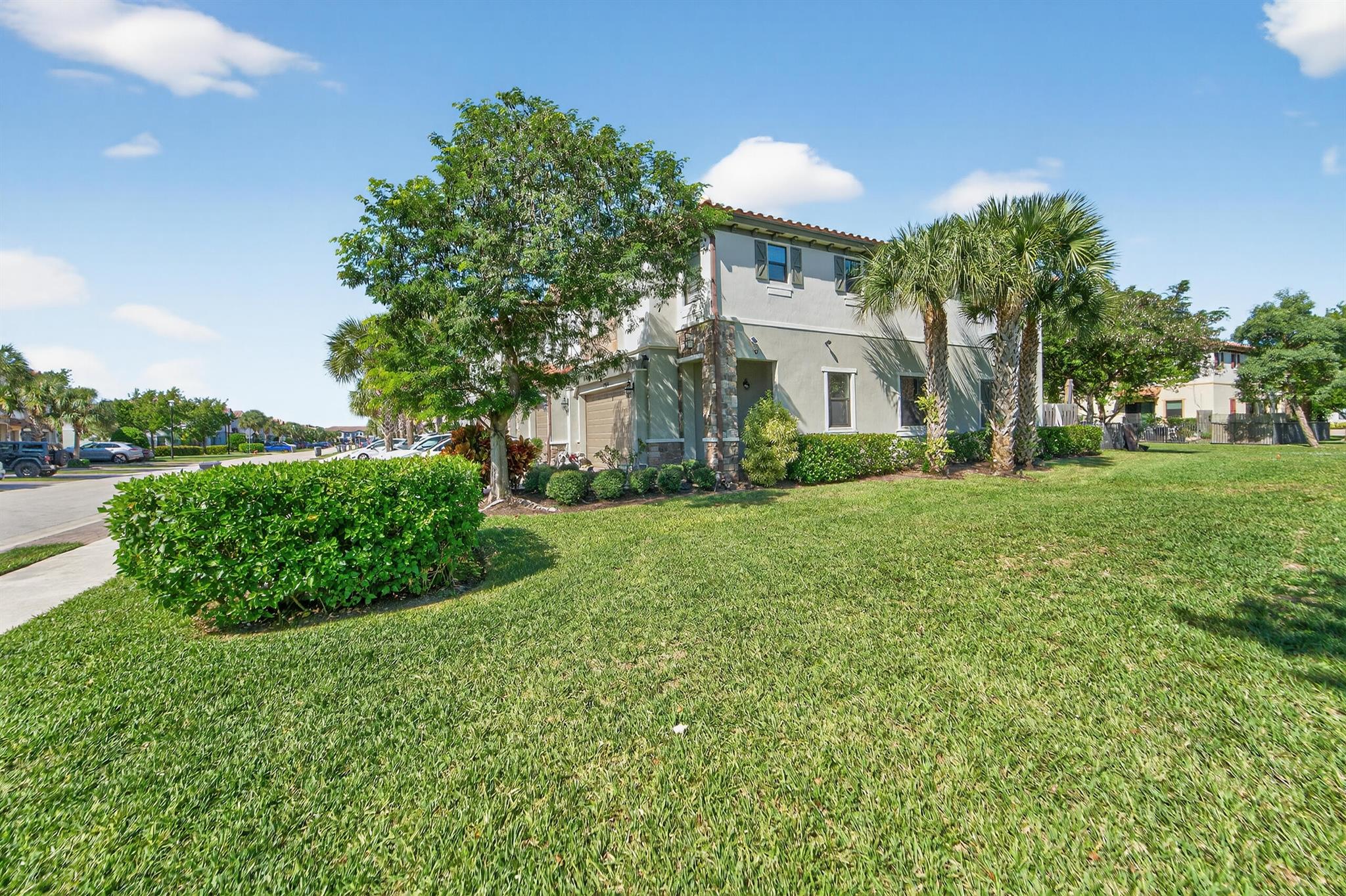 FLAVOR PICT TOWNHOMES PUD - Residential