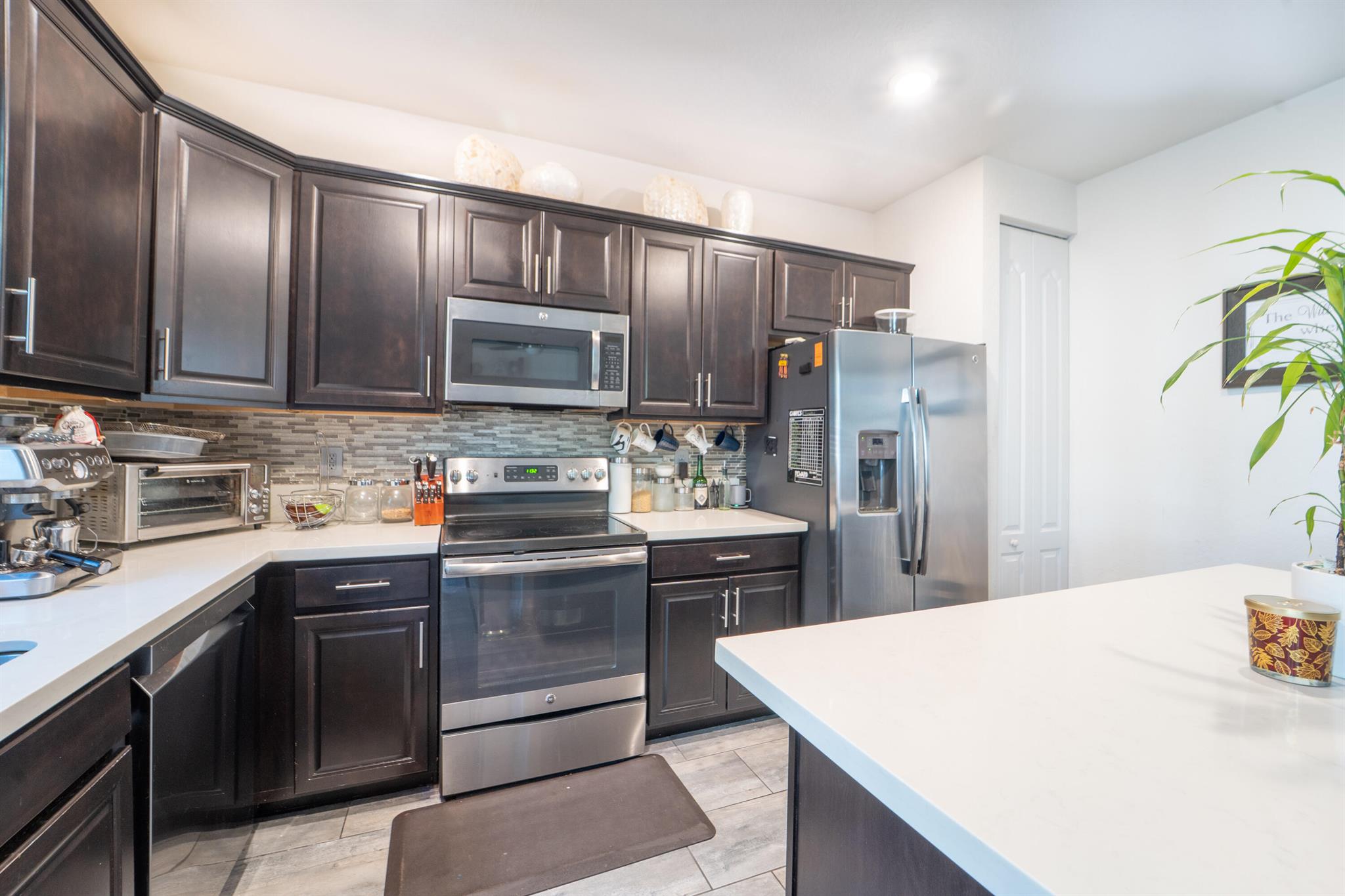 FLAVOR PICT TOWNHOMES PUD - Residential