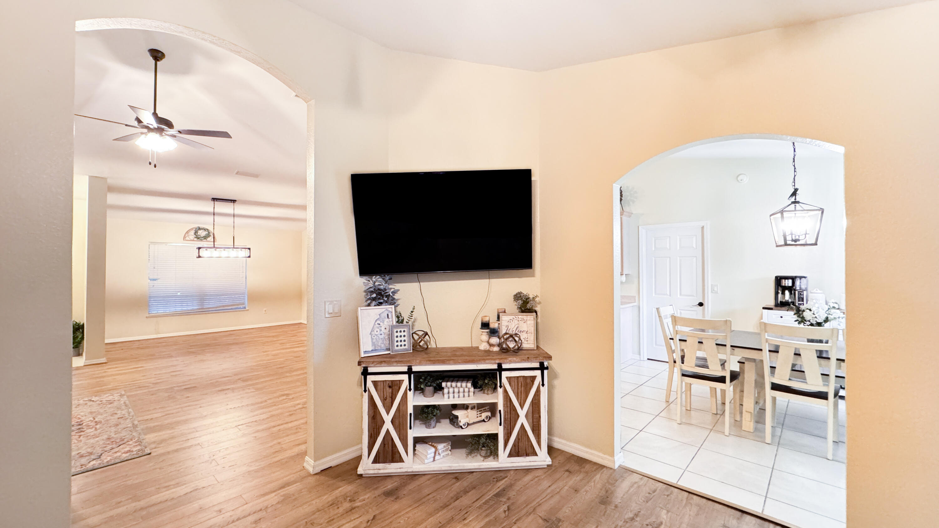 SUN N LK SEB UNIT 10 RPLT - Residential