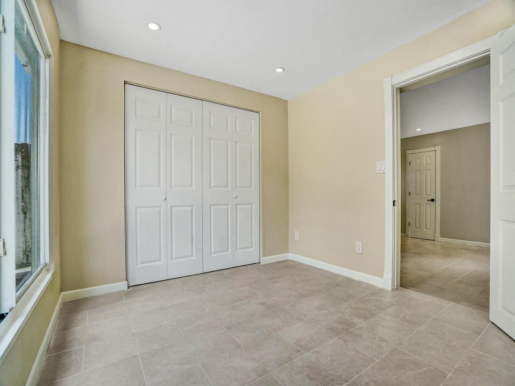 Hollywood Terrace 3-12 B - Residential Lease